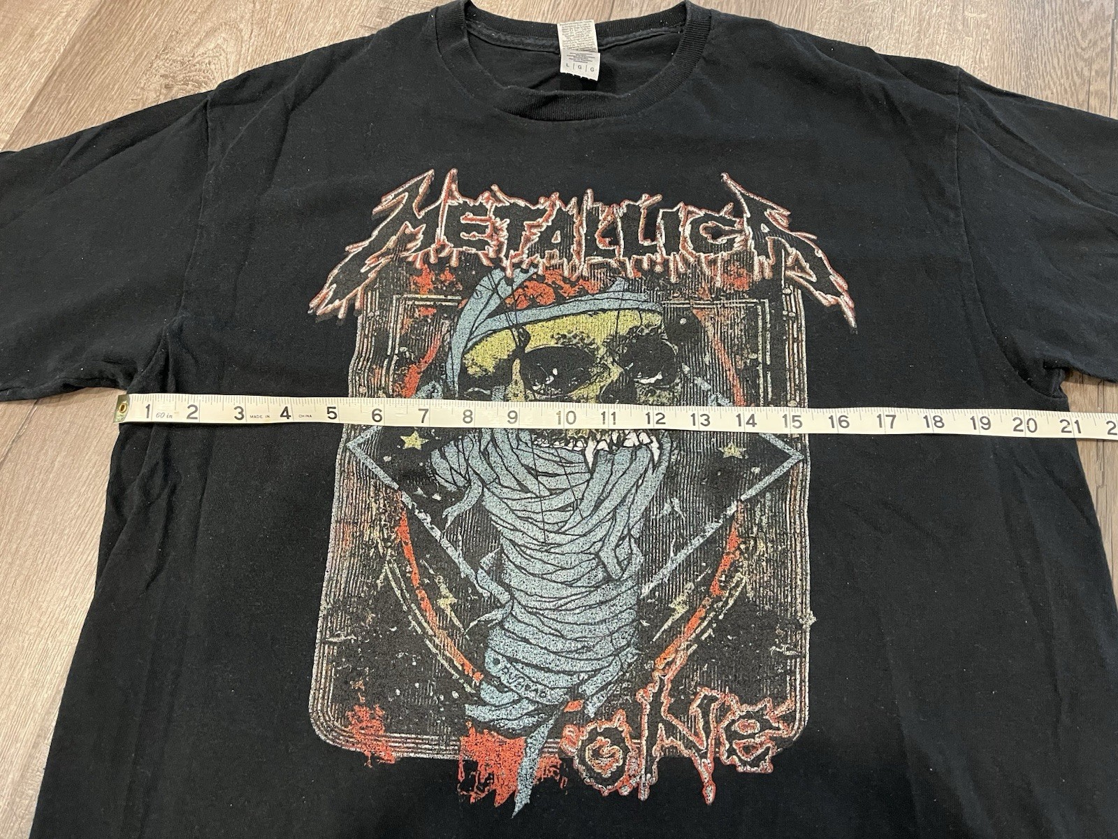 Metallica One Shirt. Preowned Size Large. Good Condition.