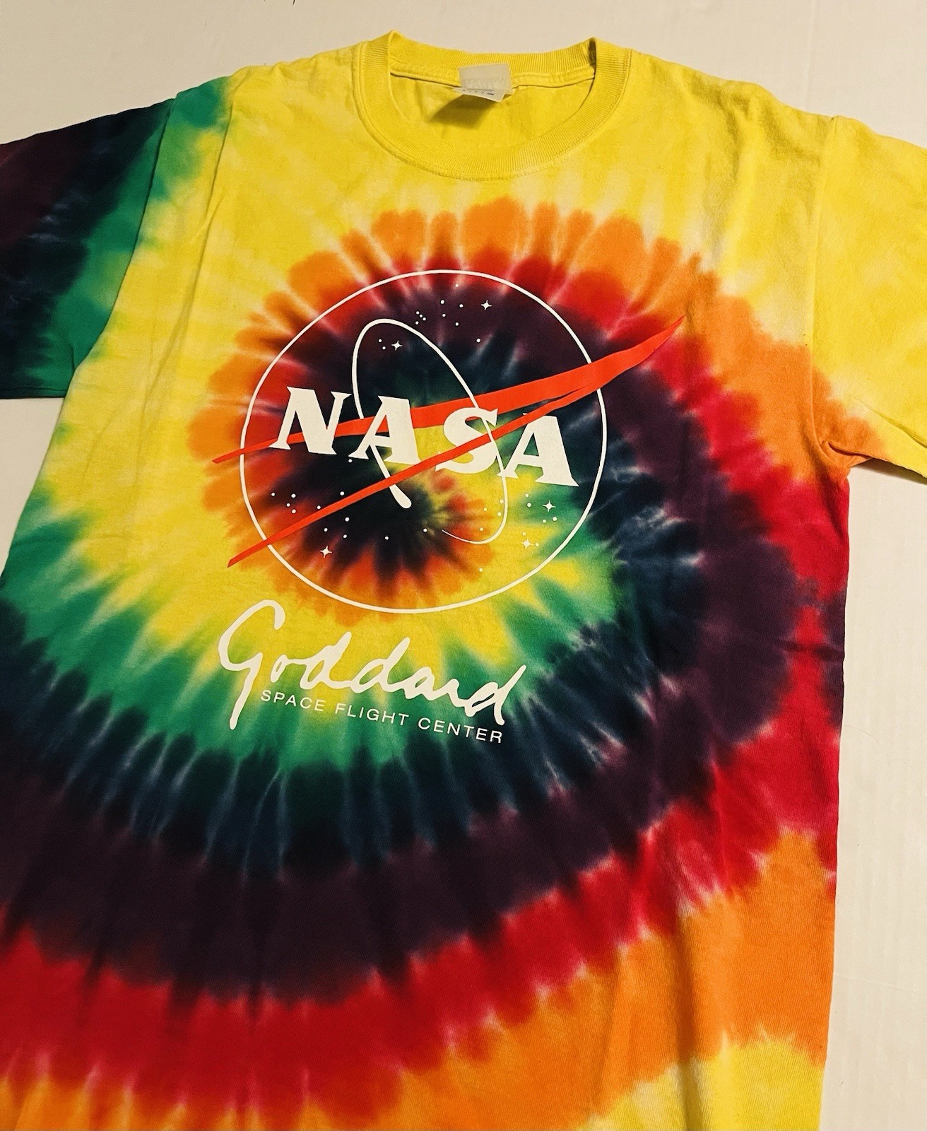 NEW – NASA Goddard Space Flight Center Tie Dye Colorful T-Shirt SMALL Artemis