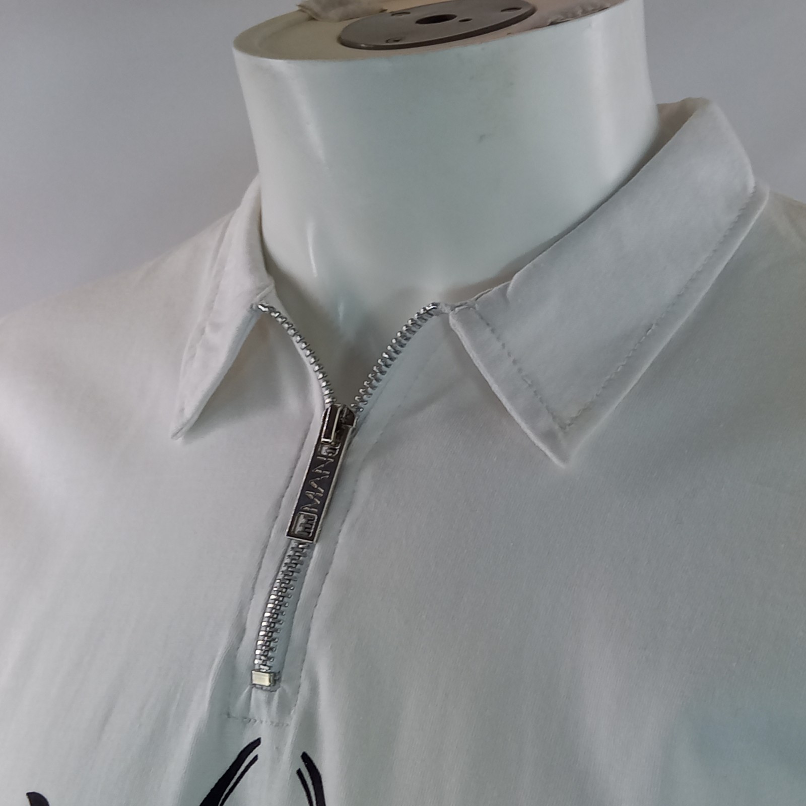 Boohoo Man White Slim Zip Polo Shirt NEW Black Dragon ? Print Large 100% Cotton