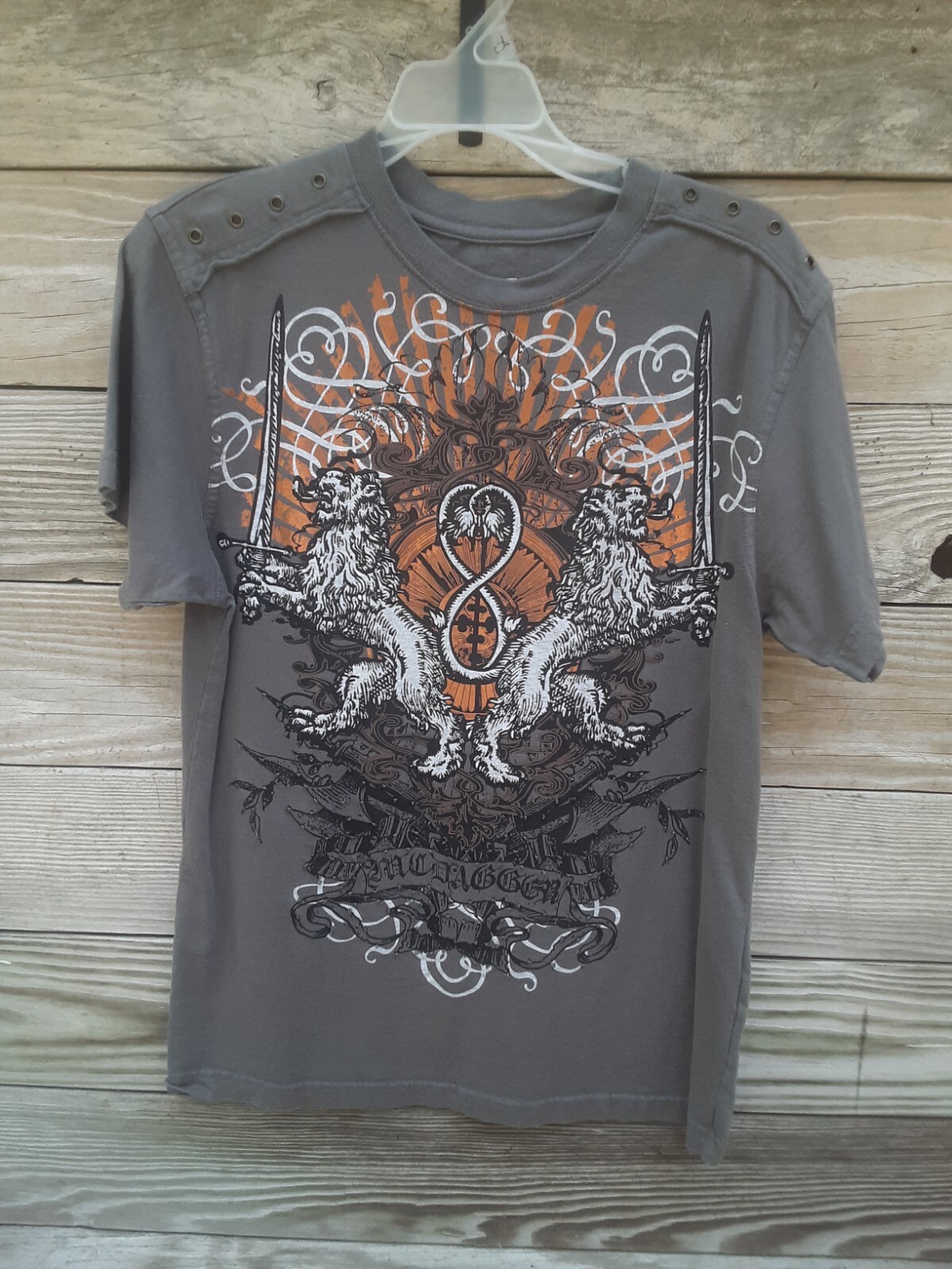 Men’s Size M McDagger 100% Cotton Beaded Lion Crest Graphics T-Shirt