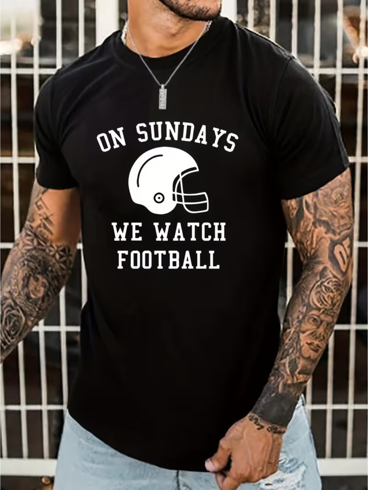 Men’S T-Shirt with Slogan And Football Helmet Design, Graphic Tee for Summer,