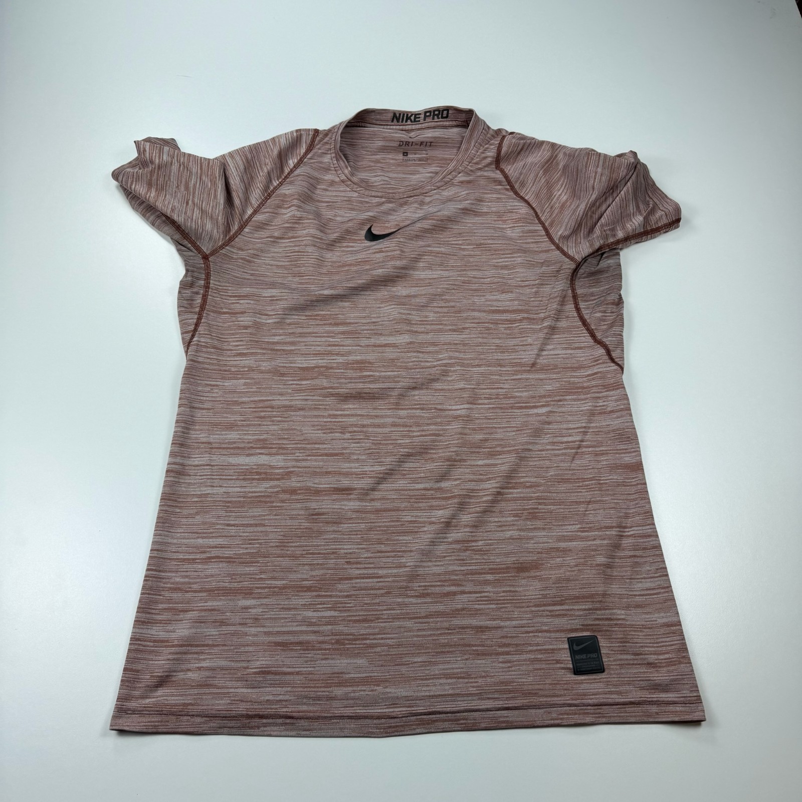 Nike Pro Shirt Mens Medium Red Crew Neck Lightweight Stretch Training Swoosh