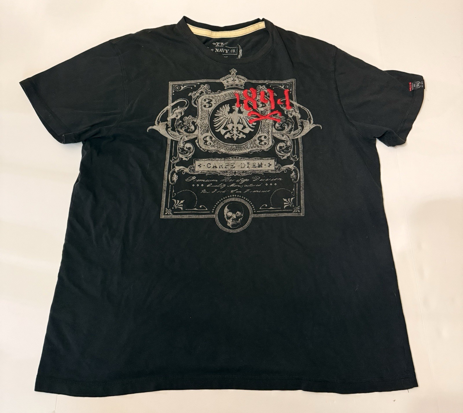Vintage Old Navy Black XL Crew Neck Short Sleeve Cotton Knit Graphic Skull Tee