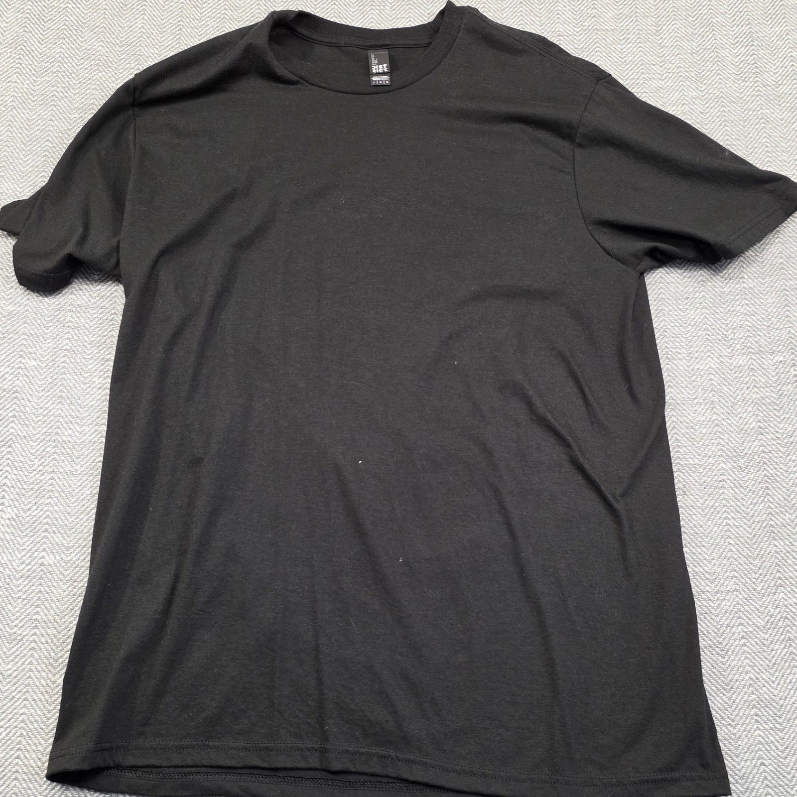 District Perfect Tri Tee Mens Large Black Short Sleeve Crewneck T-Shirt DM130