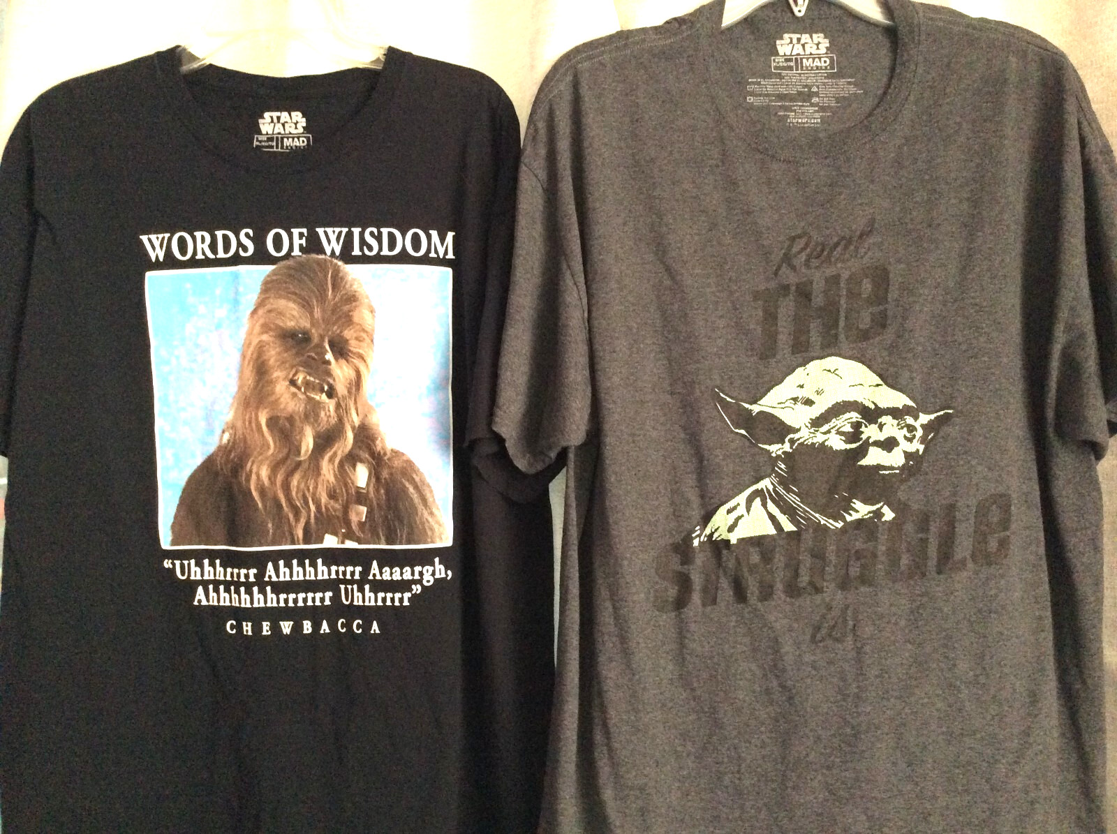 Men’s Sz XL Star Wars T-Shirts Yoda Chewbacca Graphic Black Grey t- shirts 2pcs