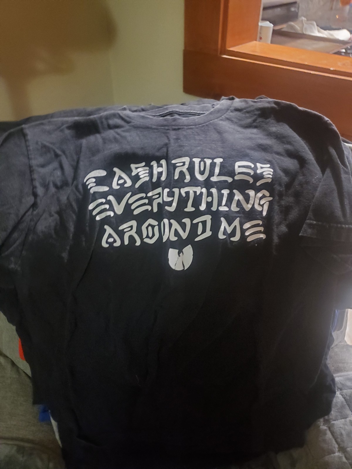 Rare Wutang Brand Limited Cash Rules Everything Around Me T-Shirt . Excellent