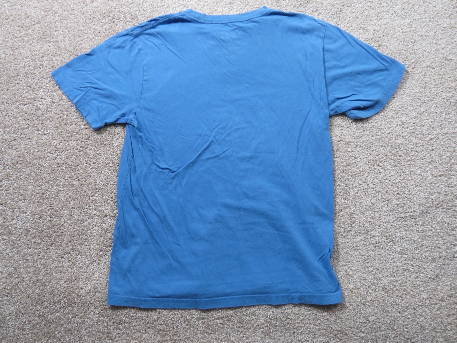 VTG Yeti Coolers Built For the Wild boar Hog Camping Razorbacks Blue T-Shirt M