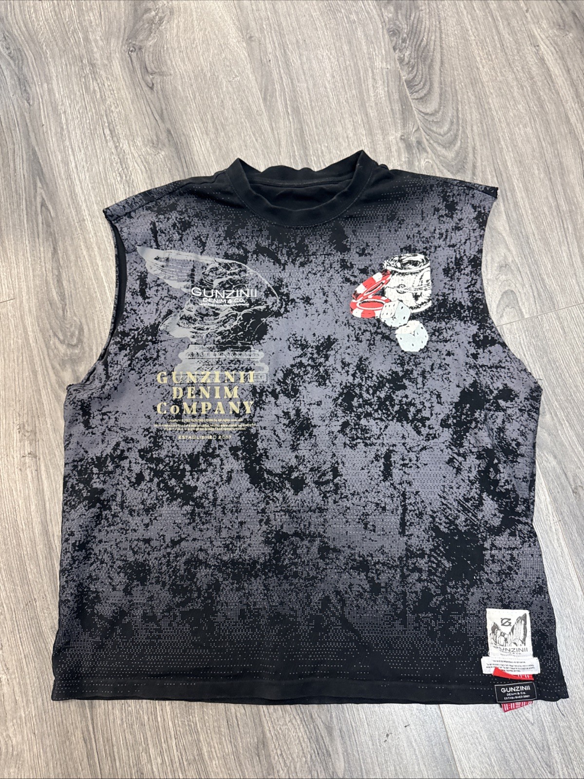 Gunzinii Denim Company Graphic Print Sleeveless T Shirt Size Medium Gently Used