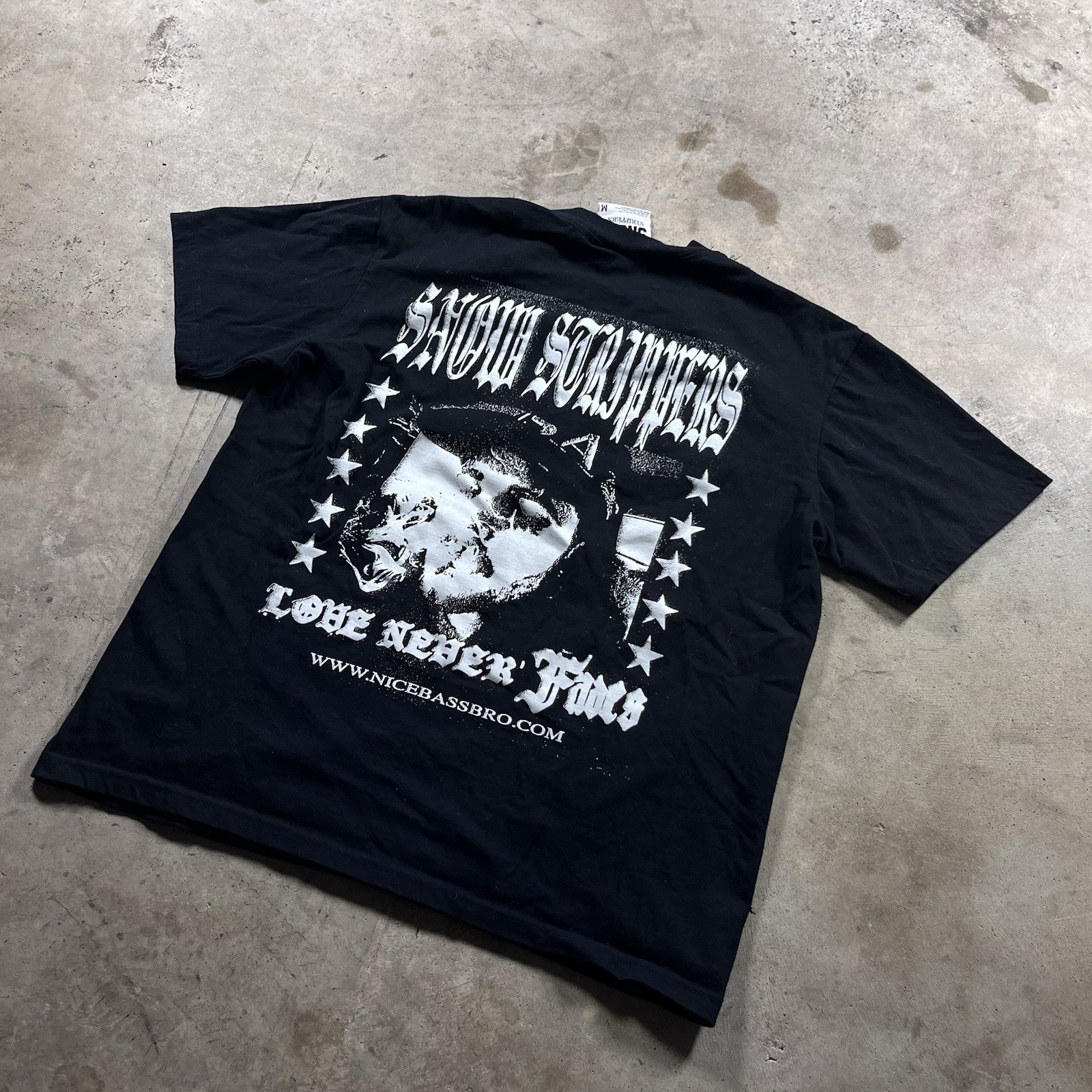 Snow strippers 2026 tour merch knife graphic black shirt men’s size medium