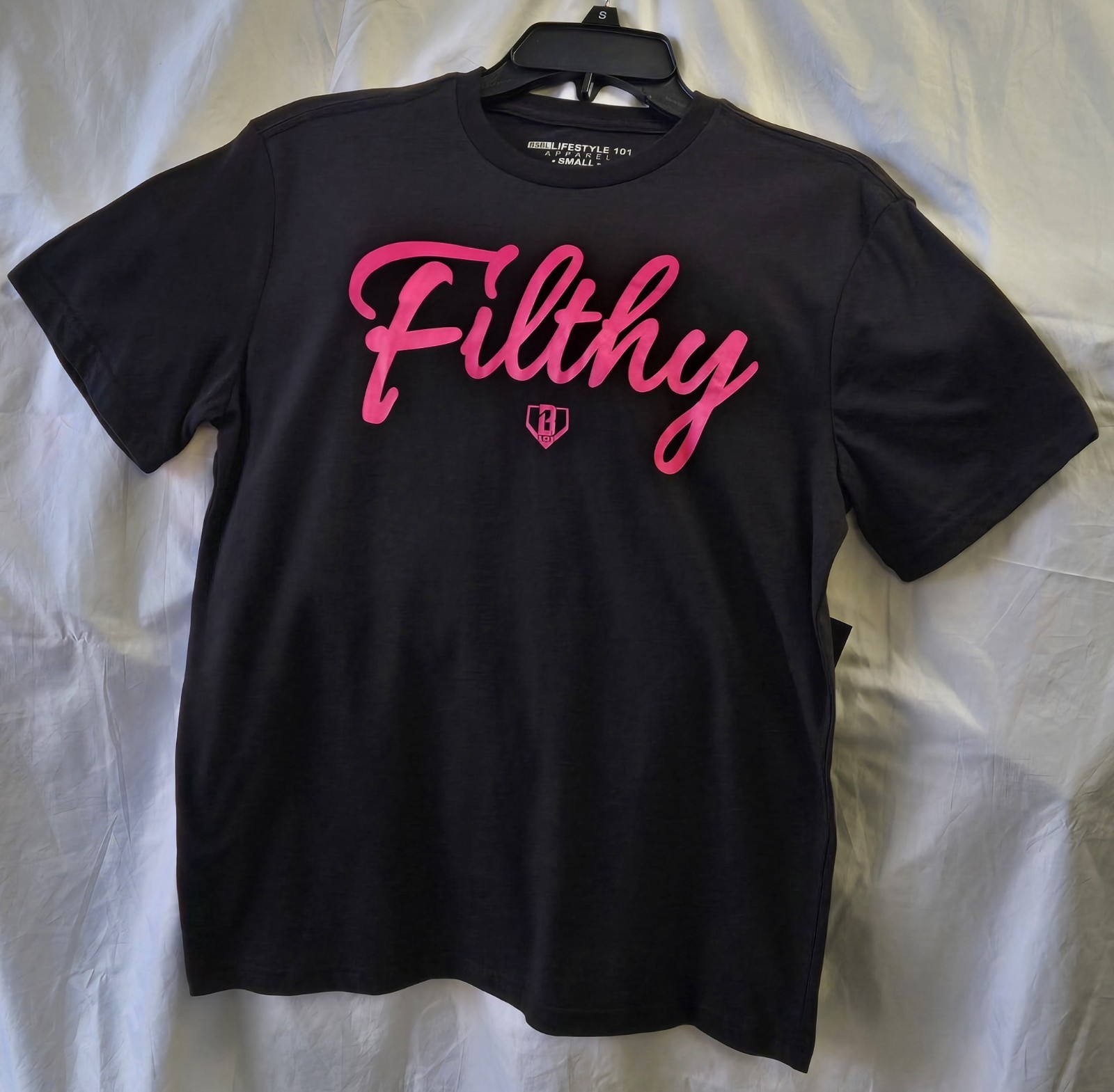 *NEW* BL101 Baseball Lifestyle 101 Size: Adult Small Black and Pink Filthy Shirt