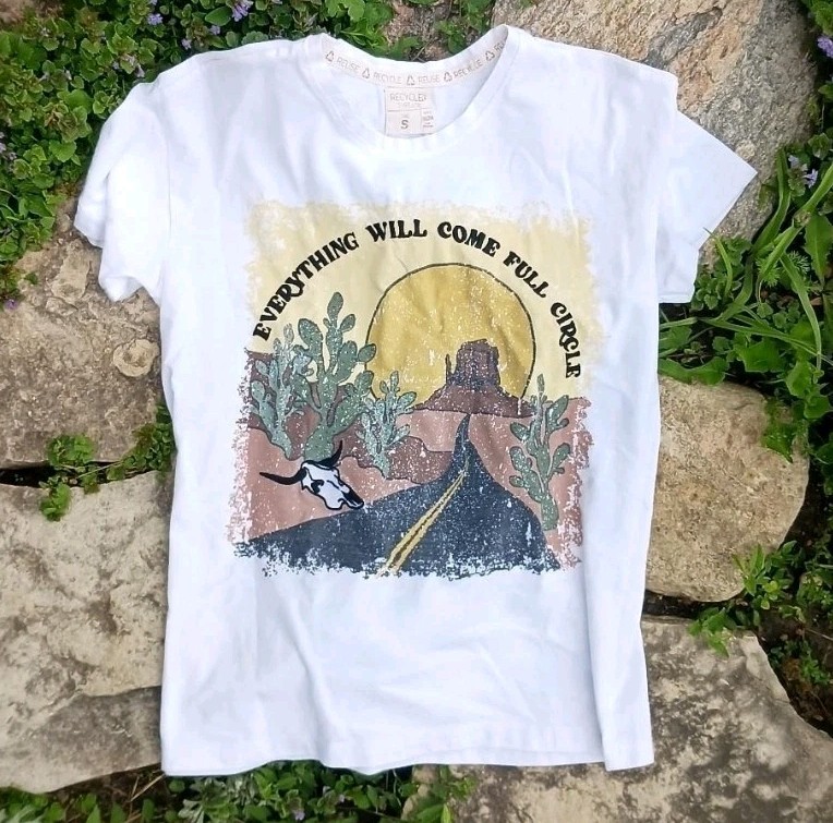 Recycled Threads Everything Will Come Full Circle Embroidered Tshirt Size L NWOT