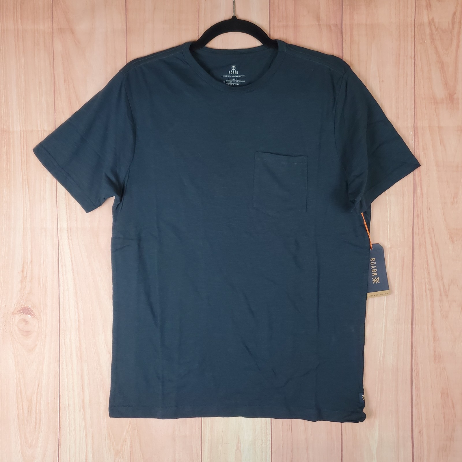 Roark Well Worn Artifacts of Adventure T Shirt Mens Small Navy Blue Cotton Logo