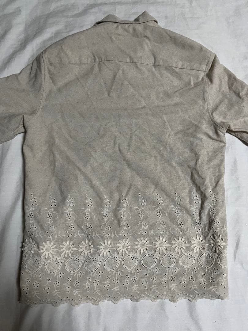 CMMN SWDN Floral Cut Out Shirt Size M Medium Short Sleeve Button Up Casual Tops
