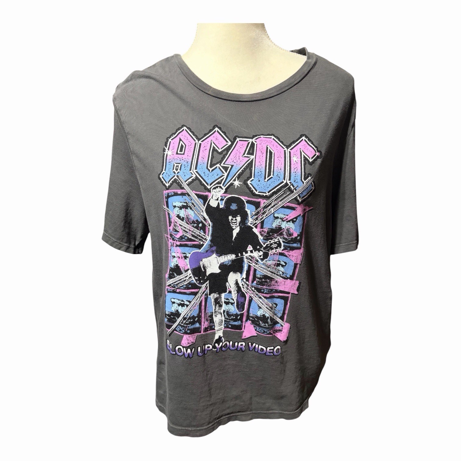 Divided H&M AC/DC Blow Up Your Video World Tour Short Sleeve TShirt Women Size M