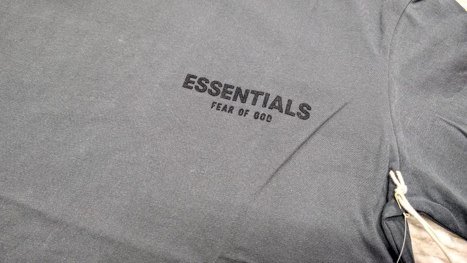 Fear of God Essentials Tee Stretch Limo Men’s L Oversized T-Shirt NWT SS22