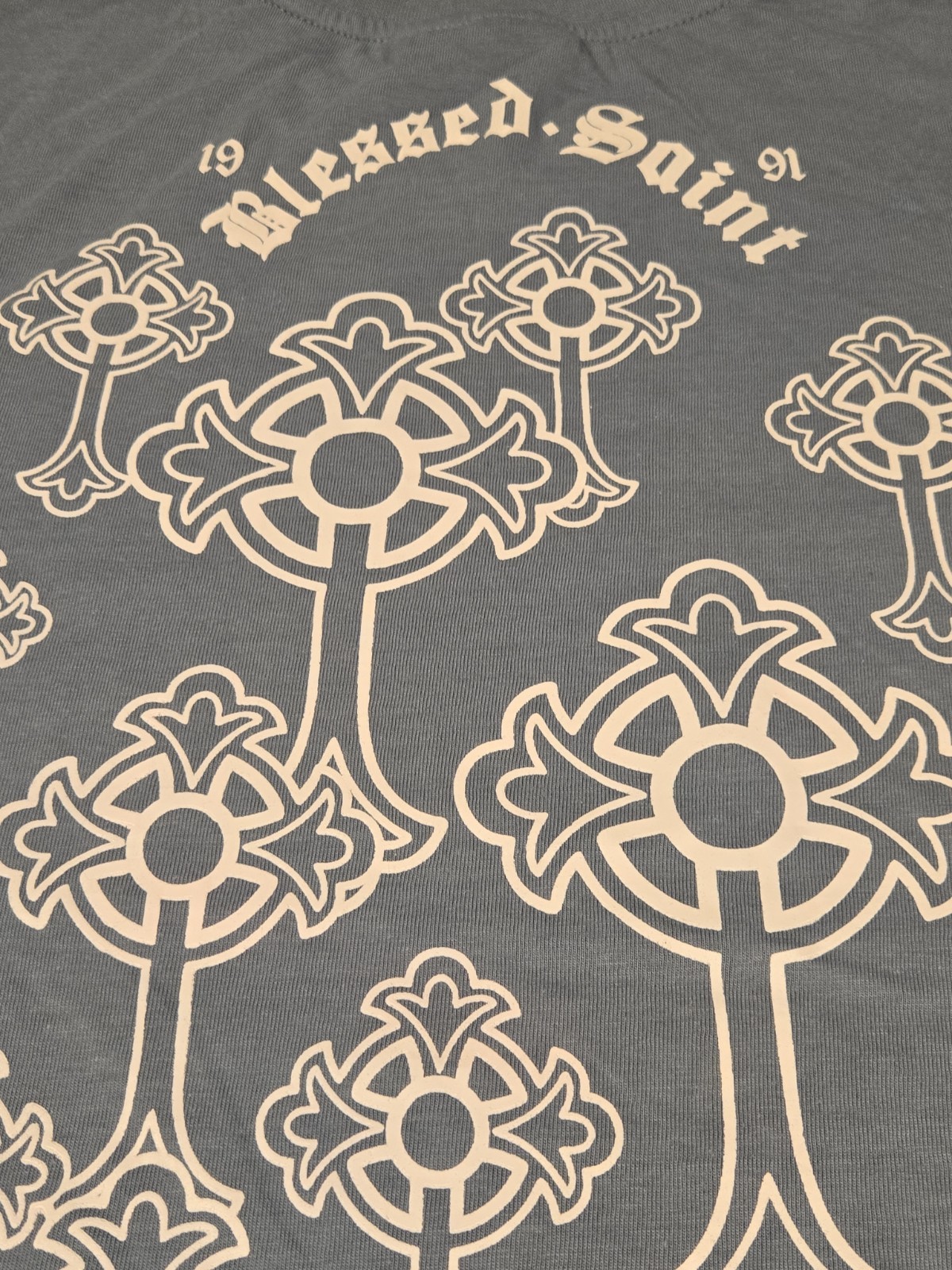 Vintage Rare Y2K South Pole CHROME HEARTS Style T-Shirt Cross Blessed Saint Sz M