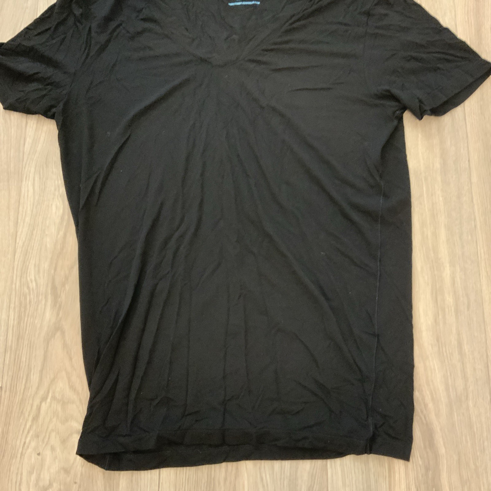 Tommy John Unisex T Shirt Large Pima Cotton Spandex V Neck Memory Coller