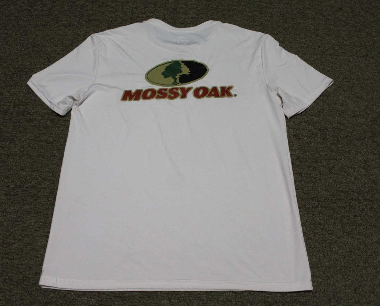Mossy Oak Double Sided Polyester/Spandex Blend Athletic White T-Shirt Medium