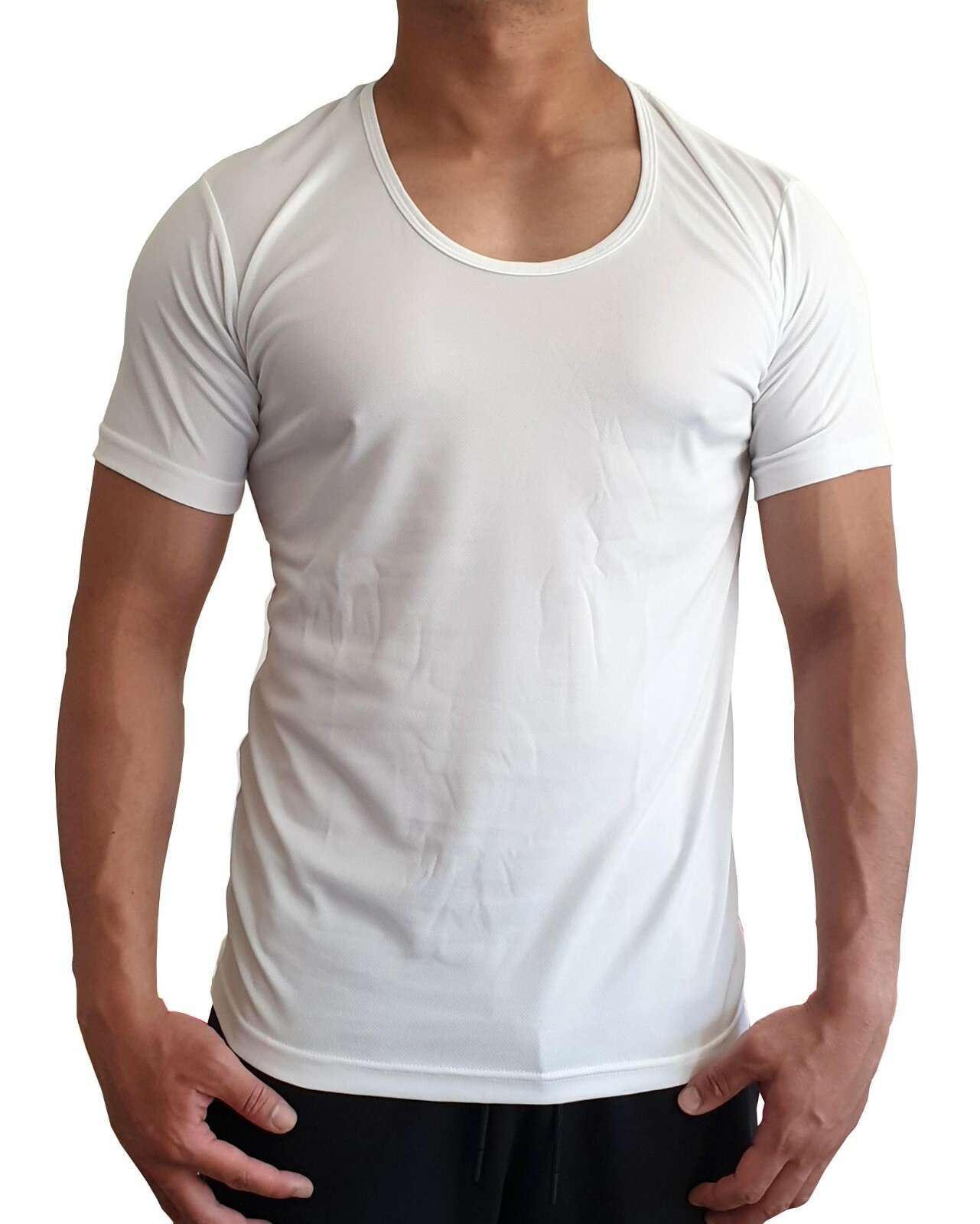 MENS SCOOP NECK T SHIRT QUICK DRY POLYESTER SLIM FIT S – XXL EURO CASUAL MUSCLE