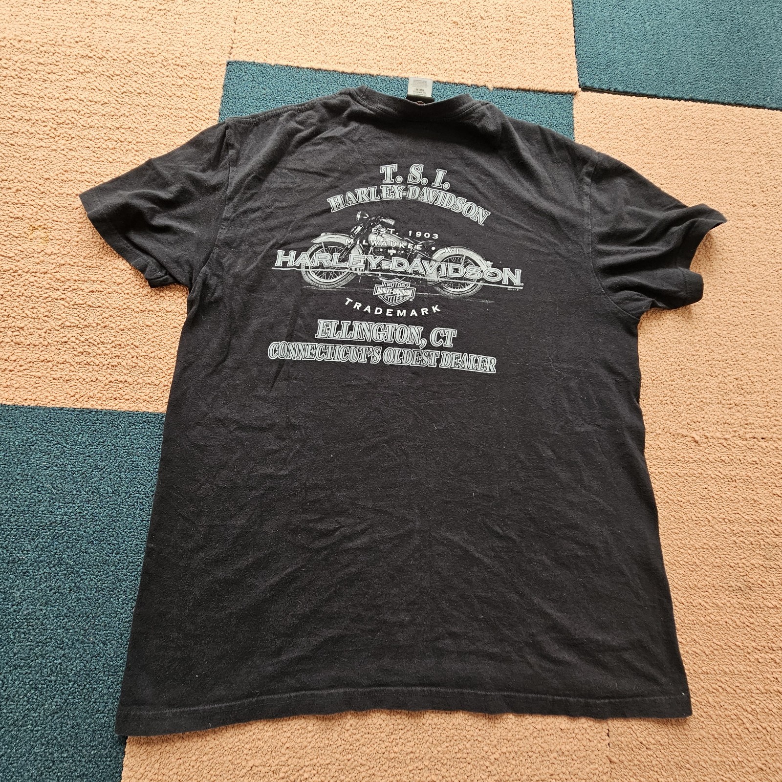 HARLEY DAVIDSON Adult T-Shirt MOTORCYCLES Ellington CT XL TSI Oldest Dealer X5e