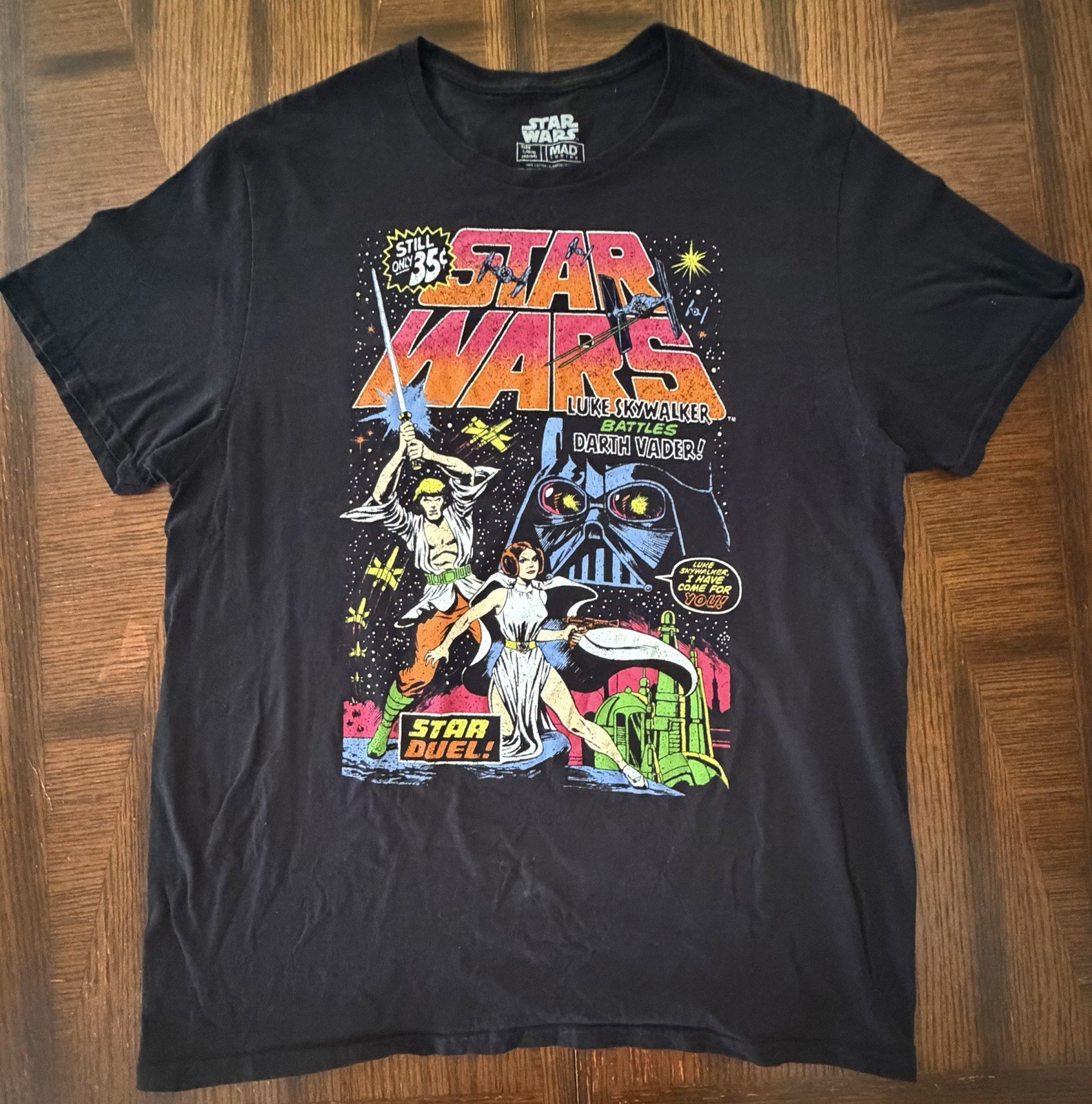 Star Wars Luke Skywalker vs Darth Vader Retro Comic Graphic T-Shirt Black Large