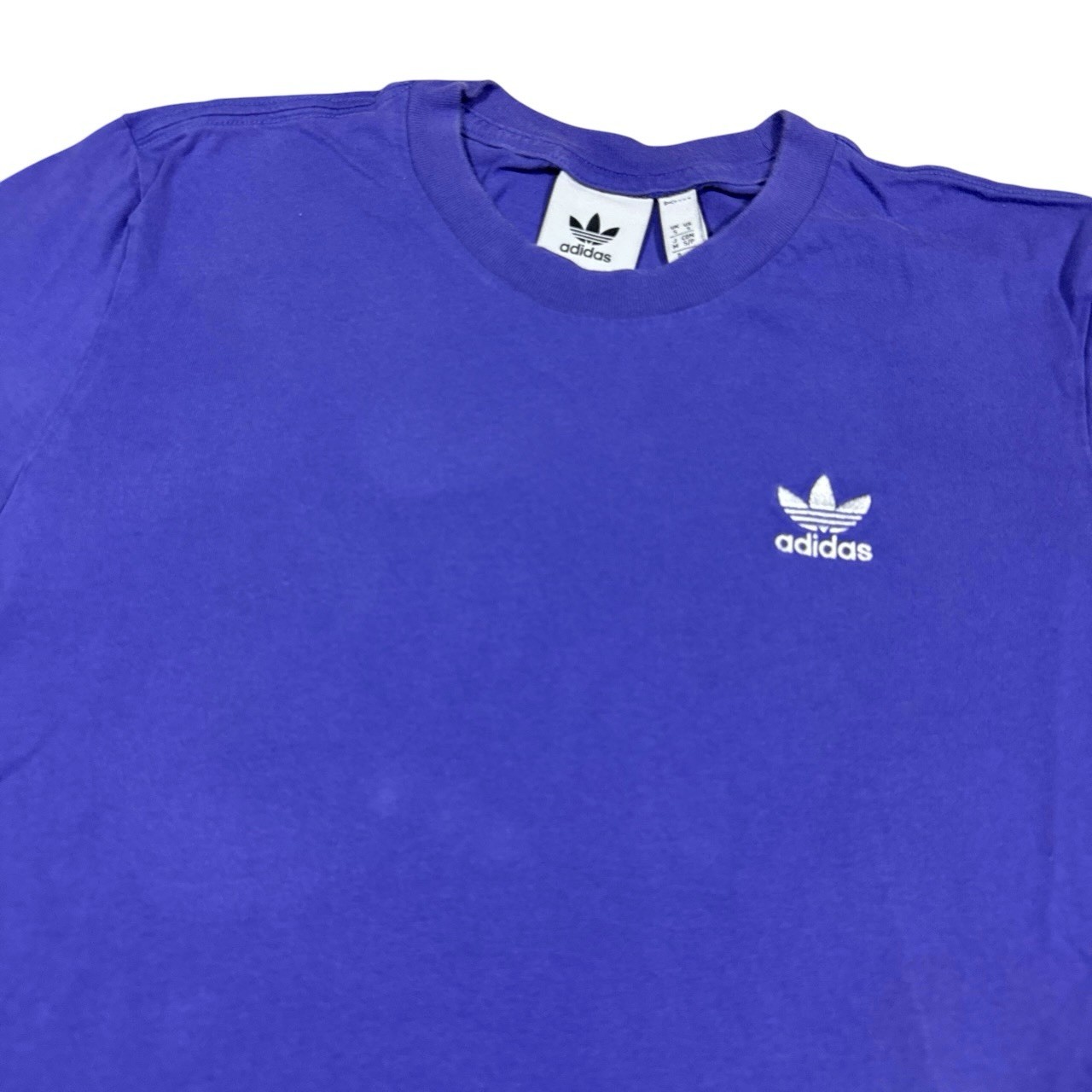 Adidas Embroidered Logo T Shirt Men’s Size Small Purple Short Sleeve Graphic