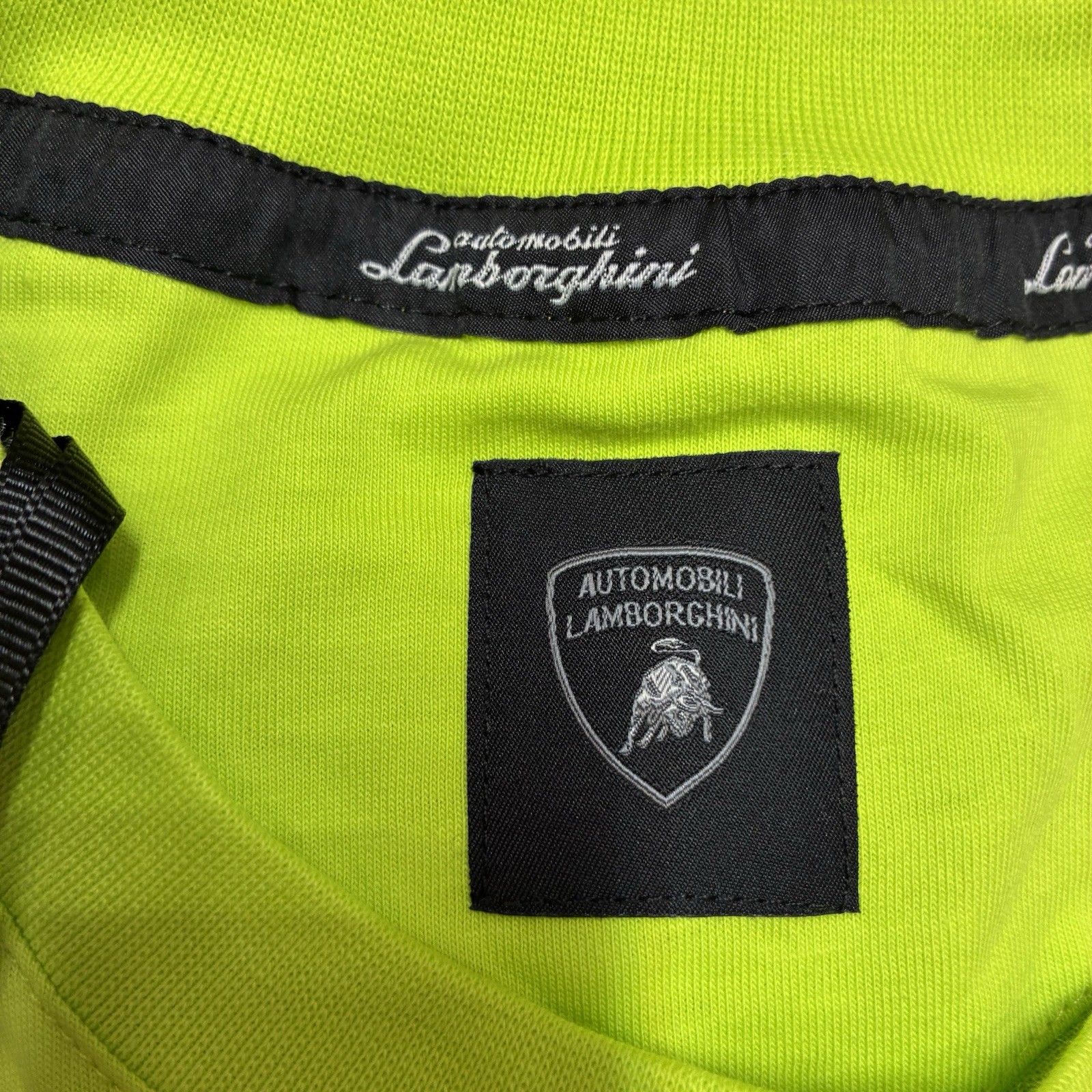 100% Authentic Lamborghini Short Sleeve T-Shirt Mens XL Sportswear Fit MSRP $200