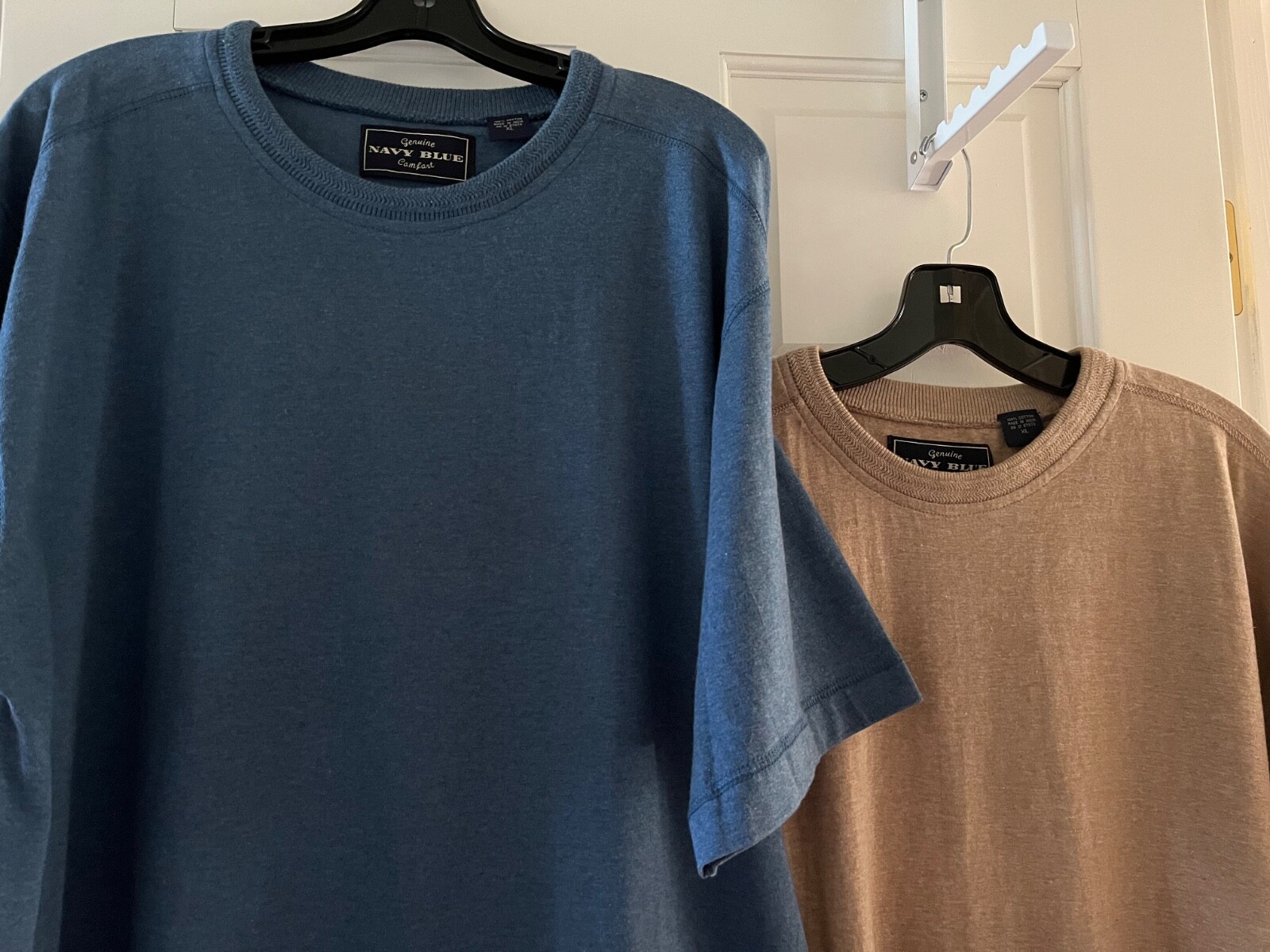 2 TOP QUALITY THICK COTTON T-SHIRTS, XL, BLUE/TAN, “NAVY BLUE COMFORT” EXCELLENT