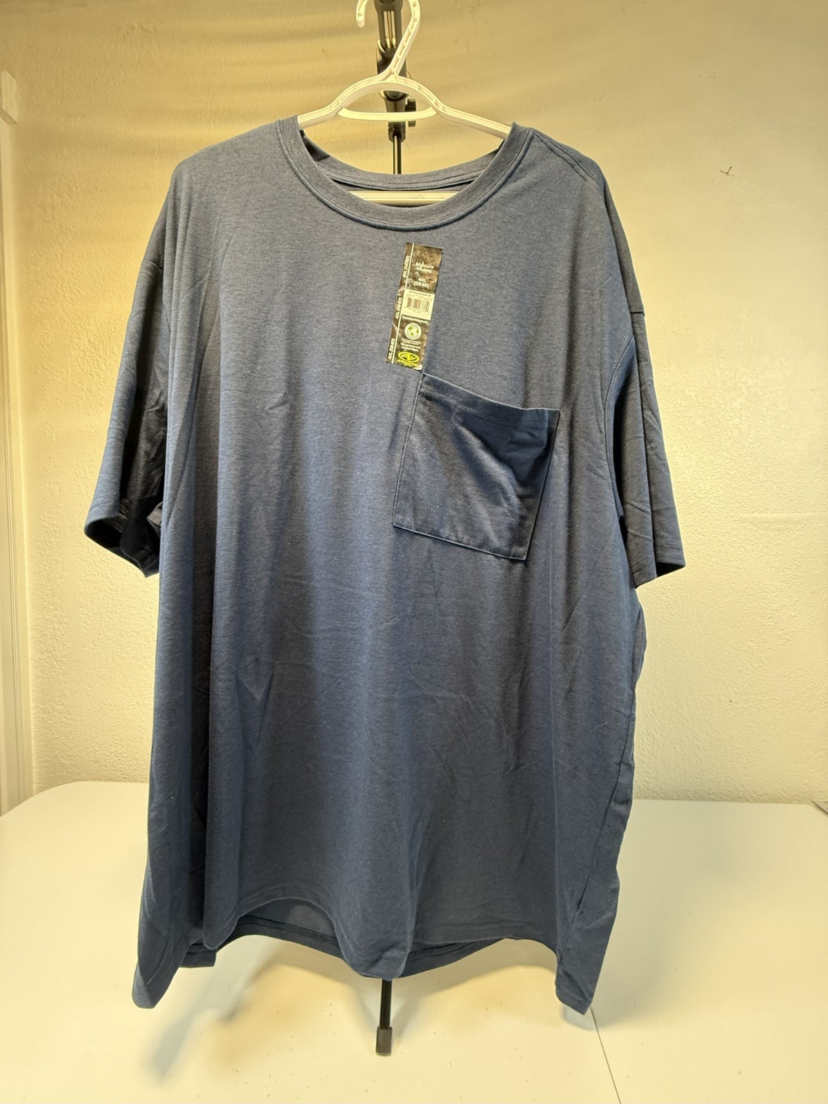 Men’s Shirts, (New w/tags), Athletic Works, S/S Crew Neck Pocket Tee 4XL (58-60)
