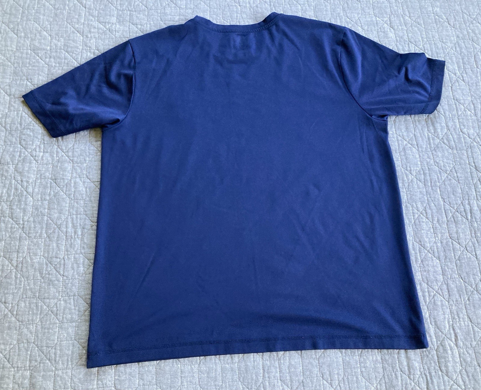 Genuine Merchandise MLB TX3 Cool Boston Red Sox T-Shirt Men’s Large (Estimate)