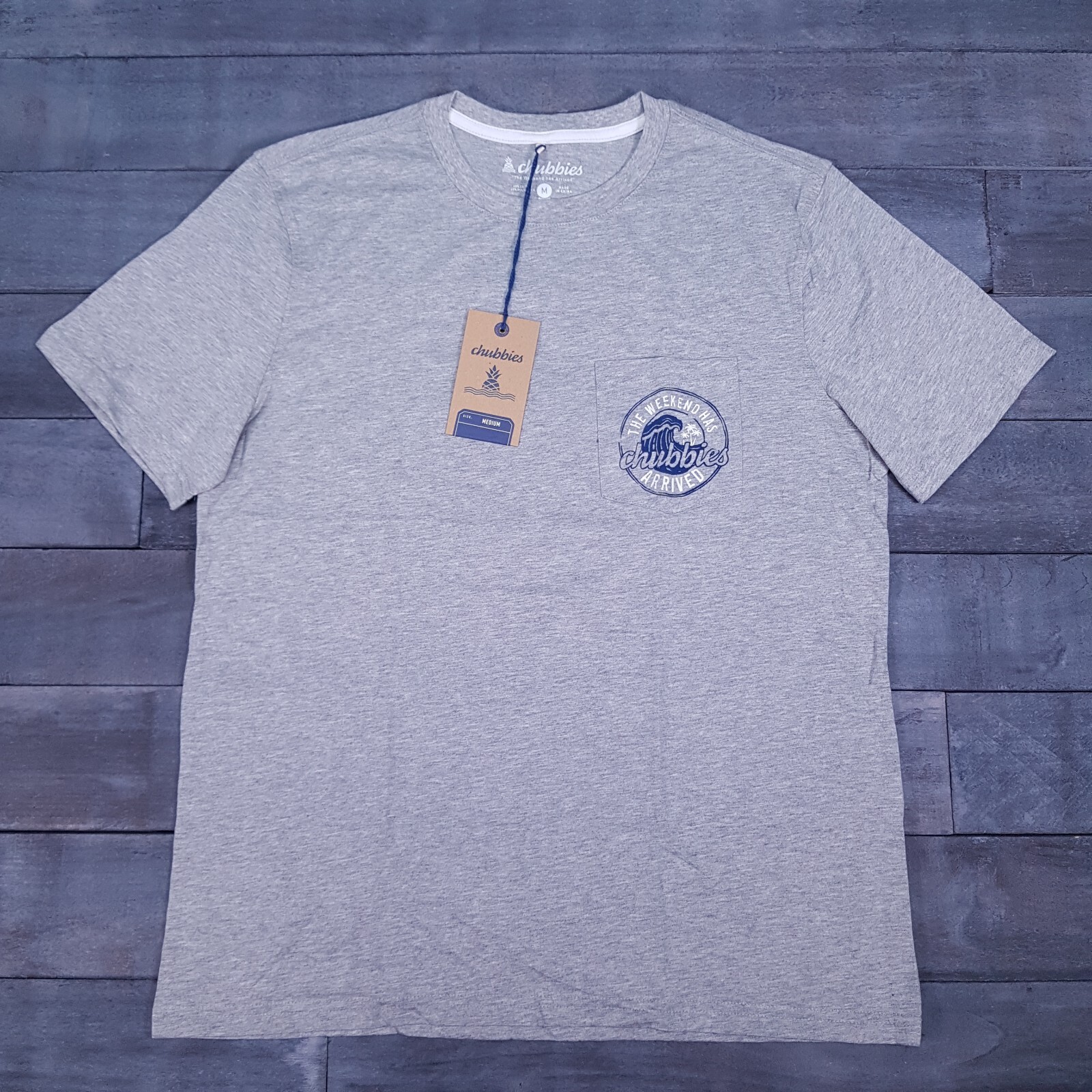 CHUBBIES The Weekend Has Arrived The Necessitee T Shirt Mens Size MEDIUM Grey