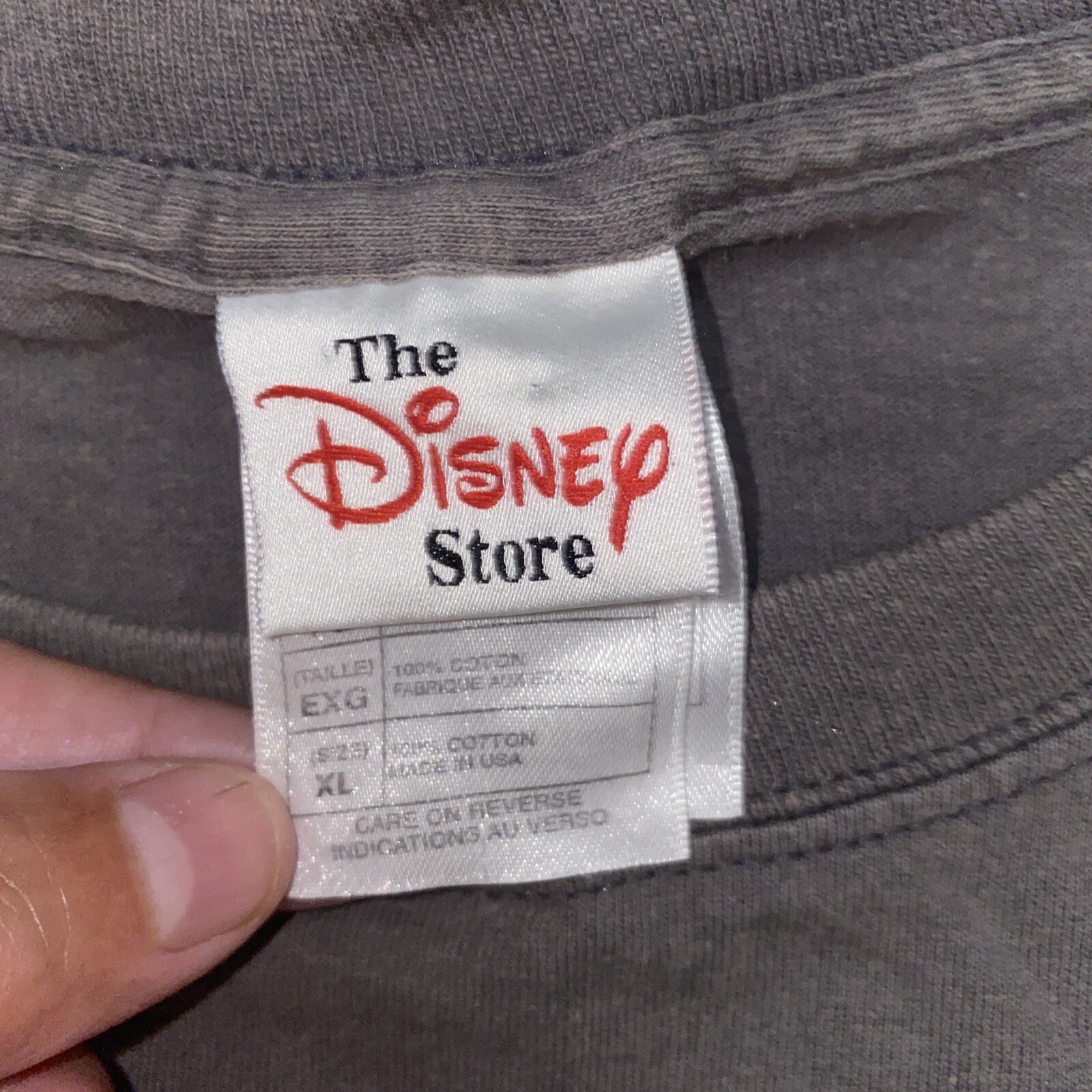 VINTAGE Disney Store Mickey Mouse Cartoon T-Shirt XL Gray Classic Movie TV
