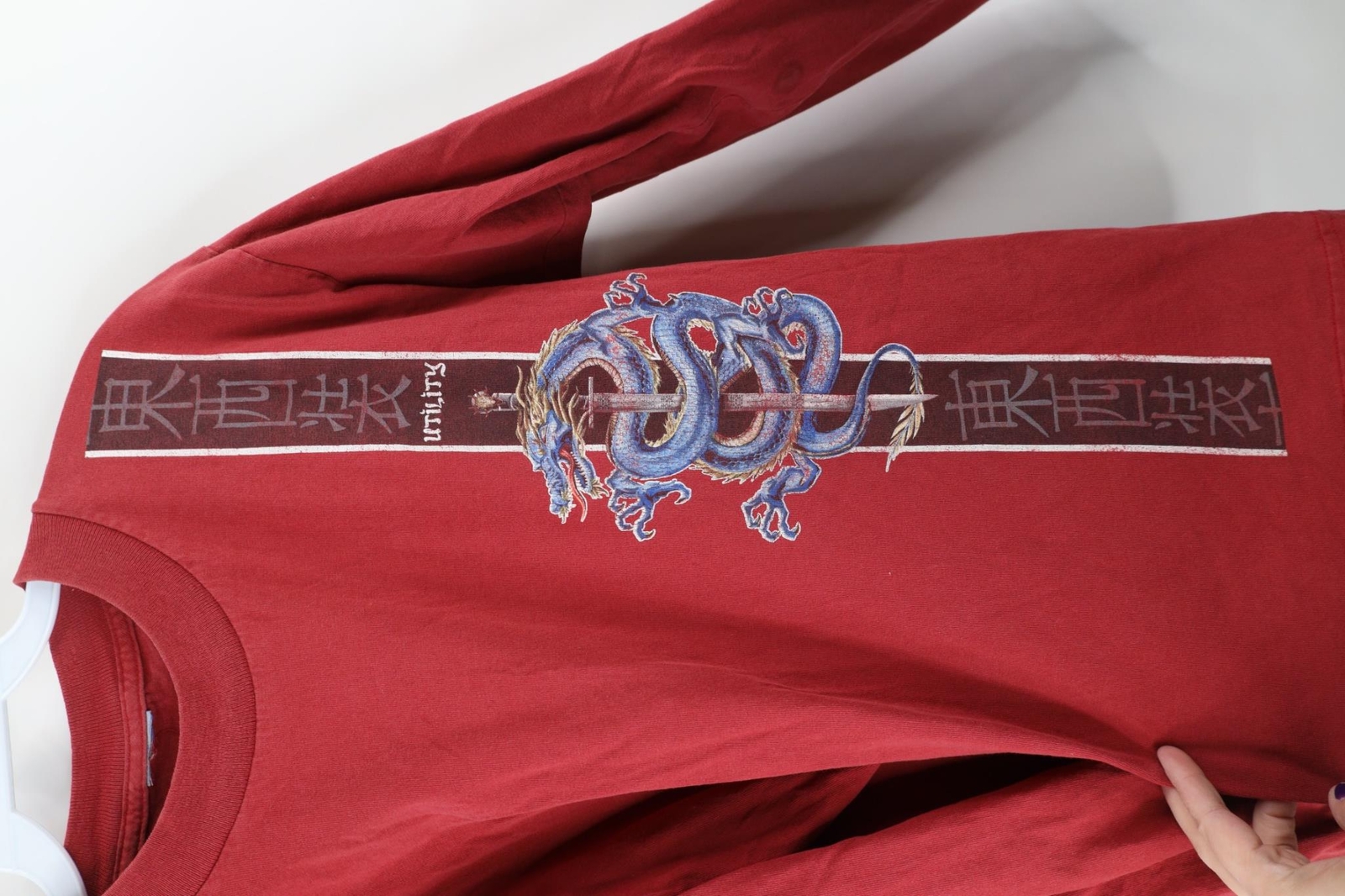 Vintage 90s Streetwear Mens Small Faded Chinese Dragon Long Sleeve T-Shirt Red