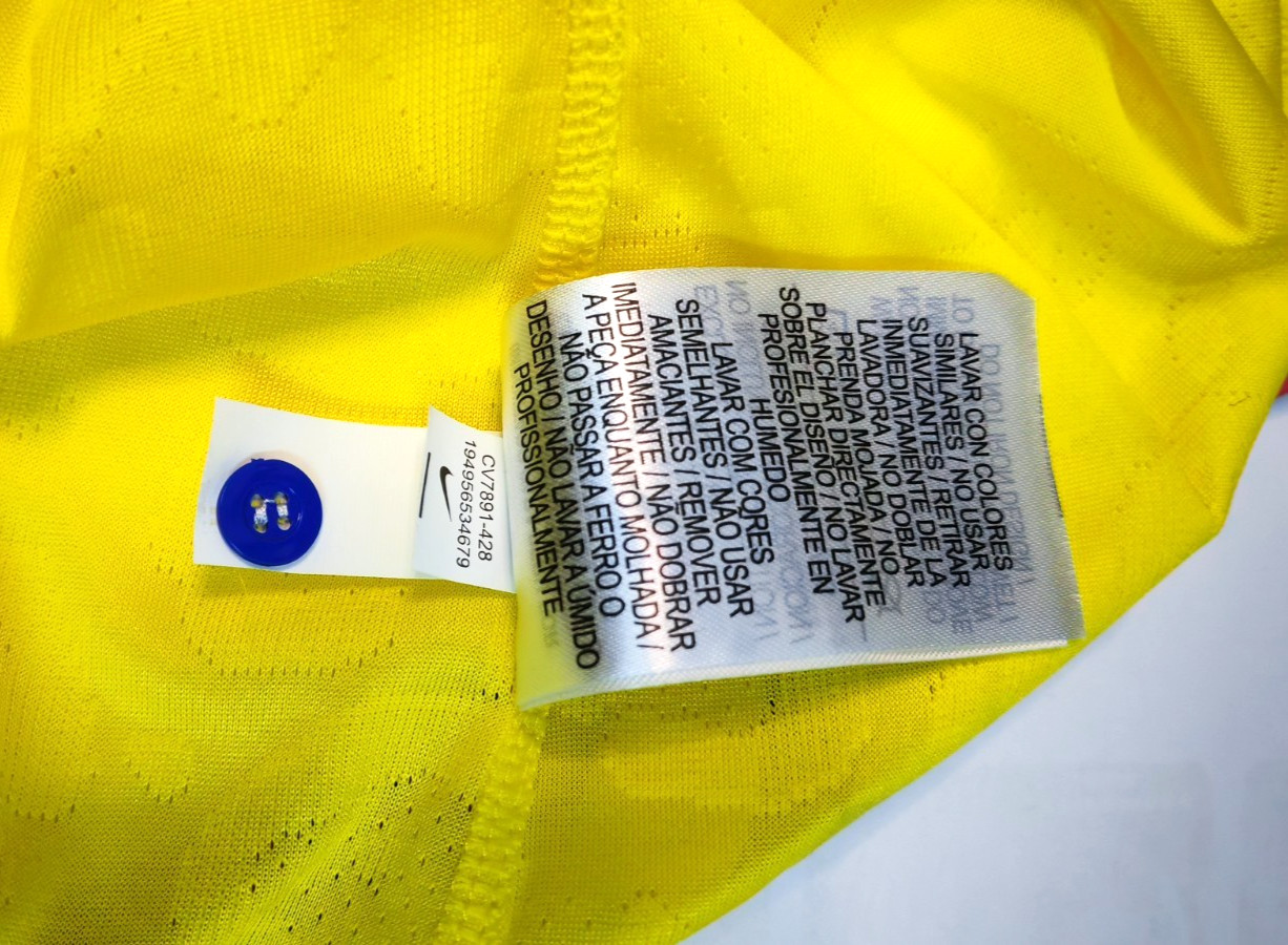 Nike Brazil 2022 World Cup Home Jersey Player Issue Dri-FIT ADV Yellow Mens Size