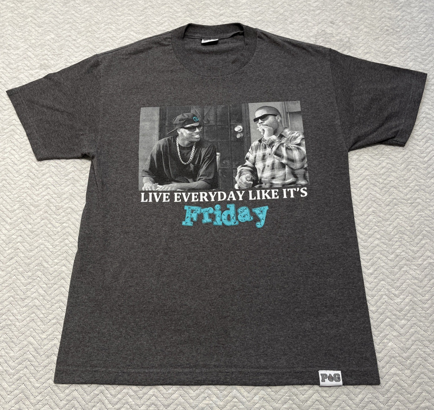 VINTAGE Friday Shirt Mens Large Ice Cube Chris Tucker Smoking Movie Comedy 90s