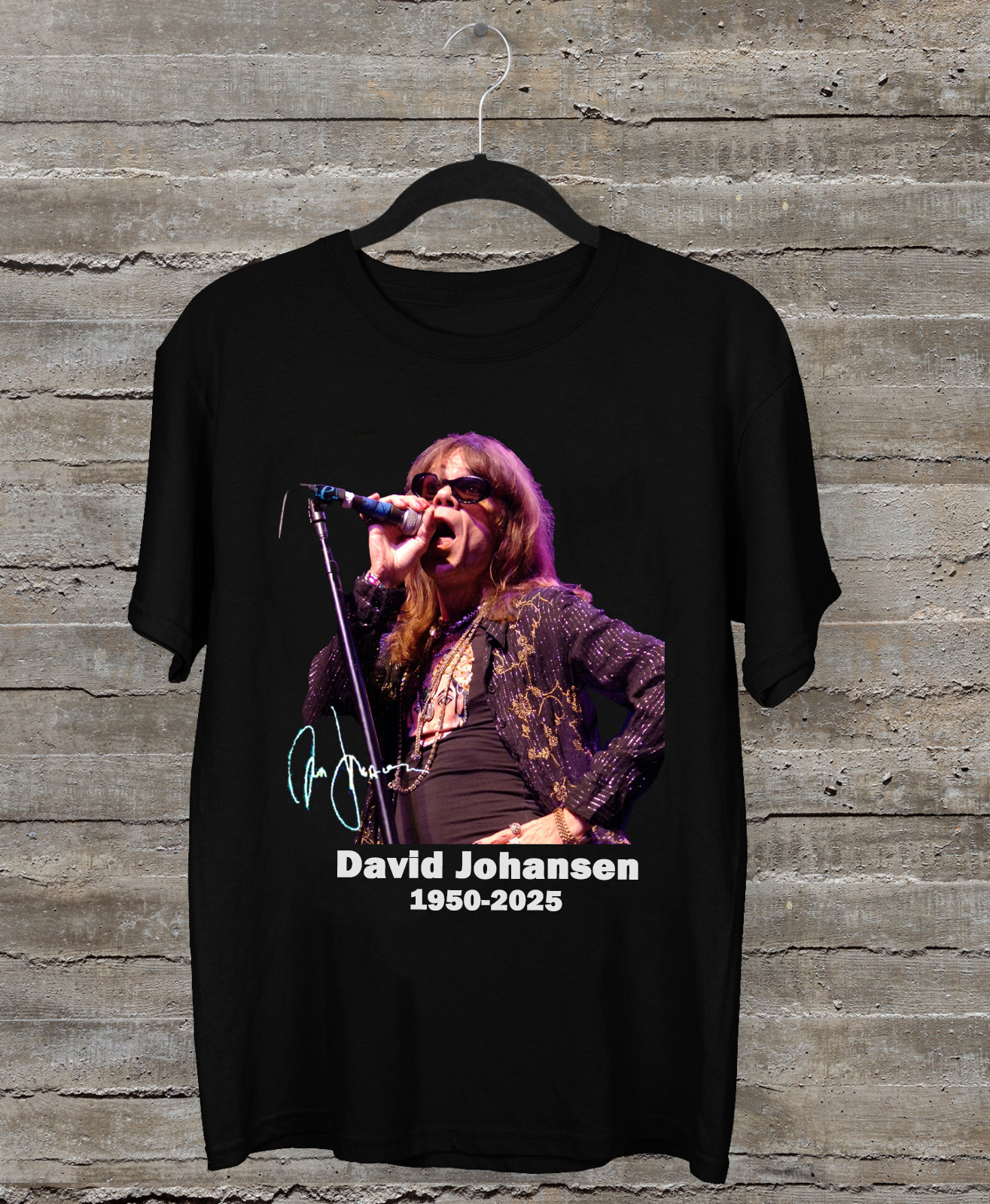 Remembering David Johansen 1950-2025 New York Dolls Black All Size T-Shirt AR964