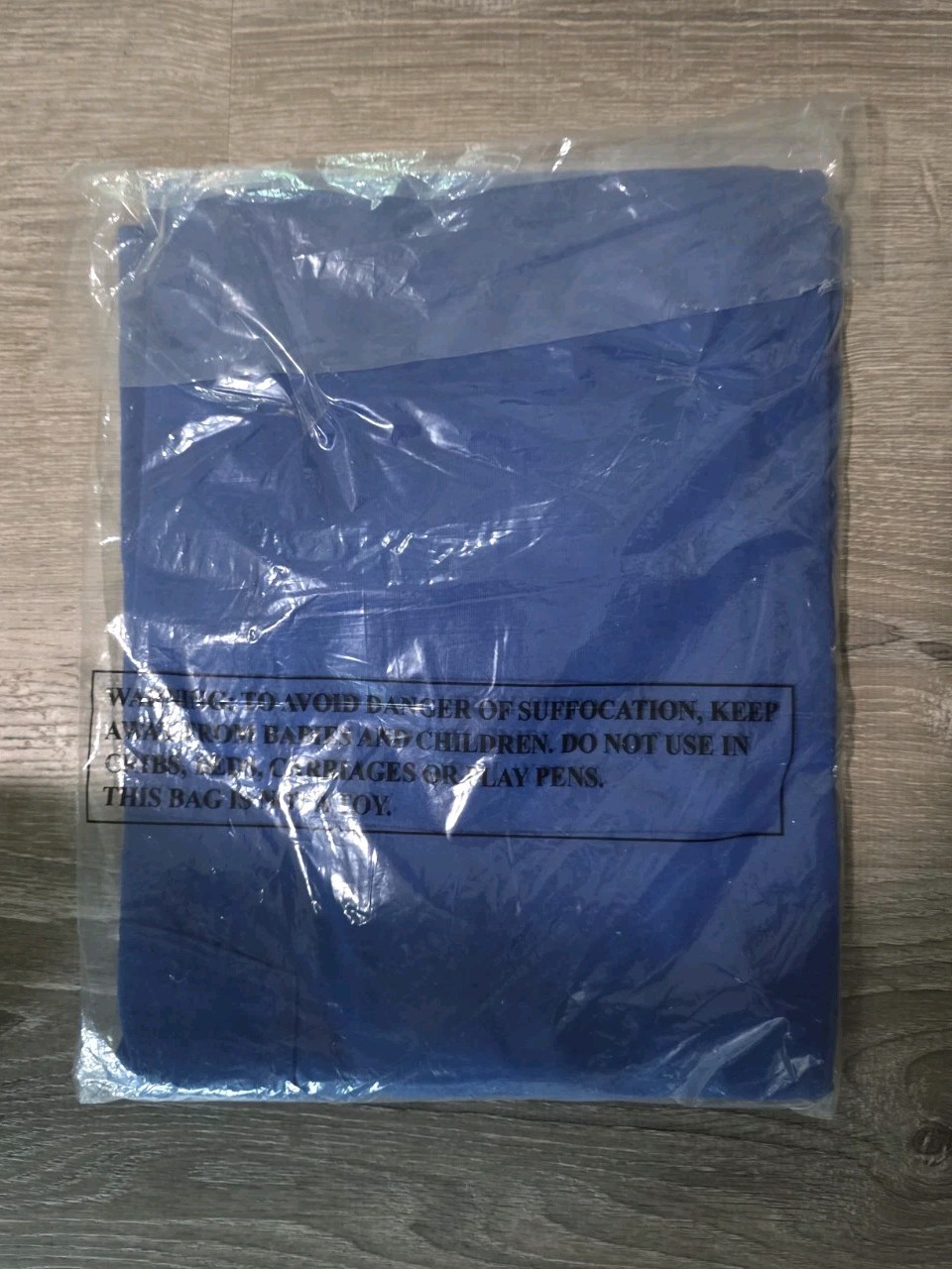 New, original pacakaging, Duluth Trading XL Pocket T-shirt Style 95587 Blue