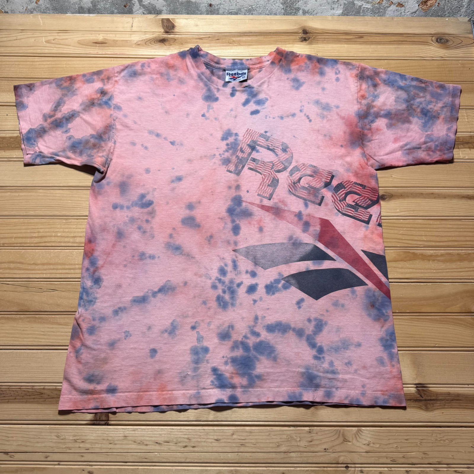 Vintage 90s Reebok American Flag Vector Logo Stars and Stripes Tie Dye Shirt XL