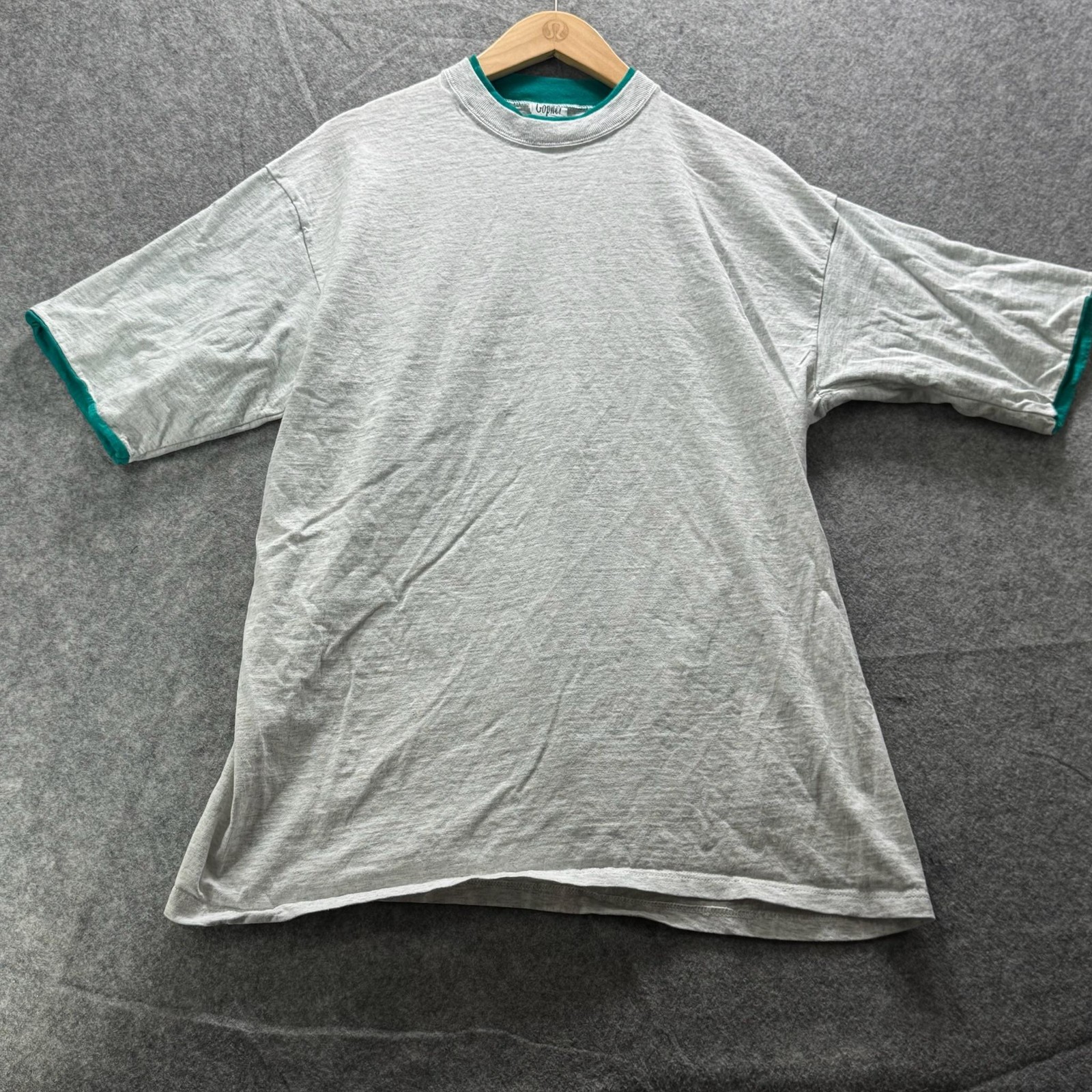 Vintage Gopher Sport Shirt Mens L Gray Crewneck T-Shirt Contrasting Trim Summer