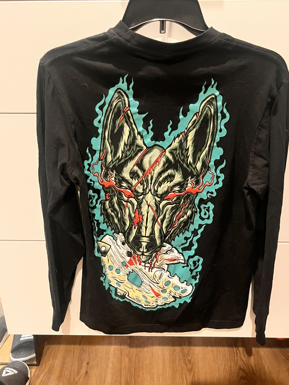 DEFCON CANINE BLACK LONG SLEEVE SHIRT MENS SIZE SMALL WOLF PRE OWNED