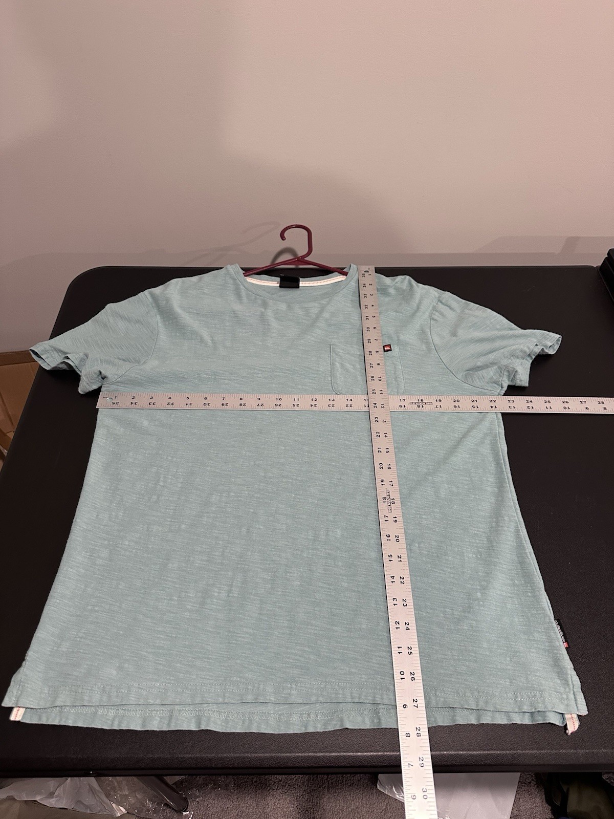 Quicksilver Logo T-Shirt Blue Pocket Tee Surf Skate Size Large Y2K Chambray
