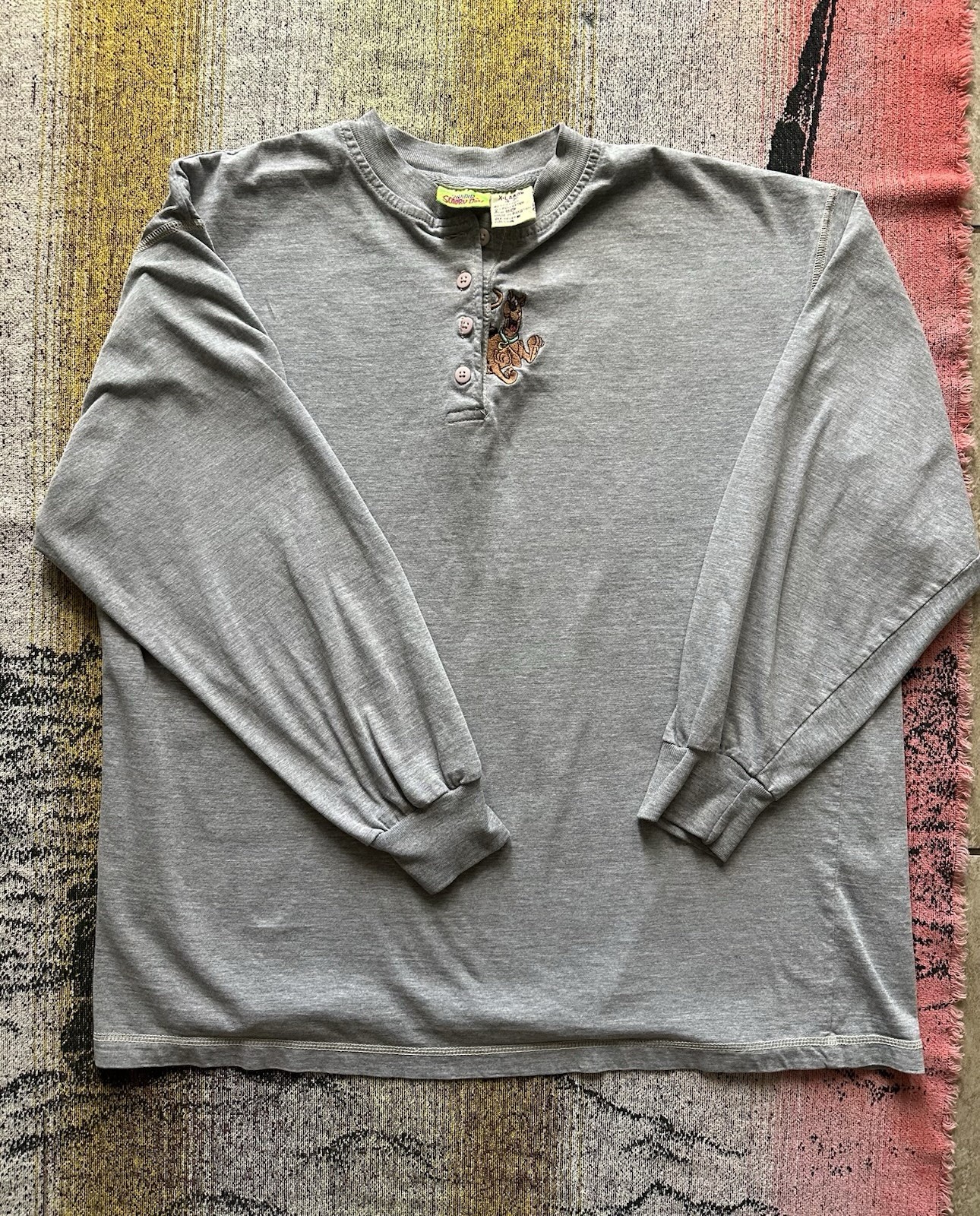 Vintage Scooby Doo Cartoon Network Gray Shirt Size XL 2001 Y2K Long Sleeve