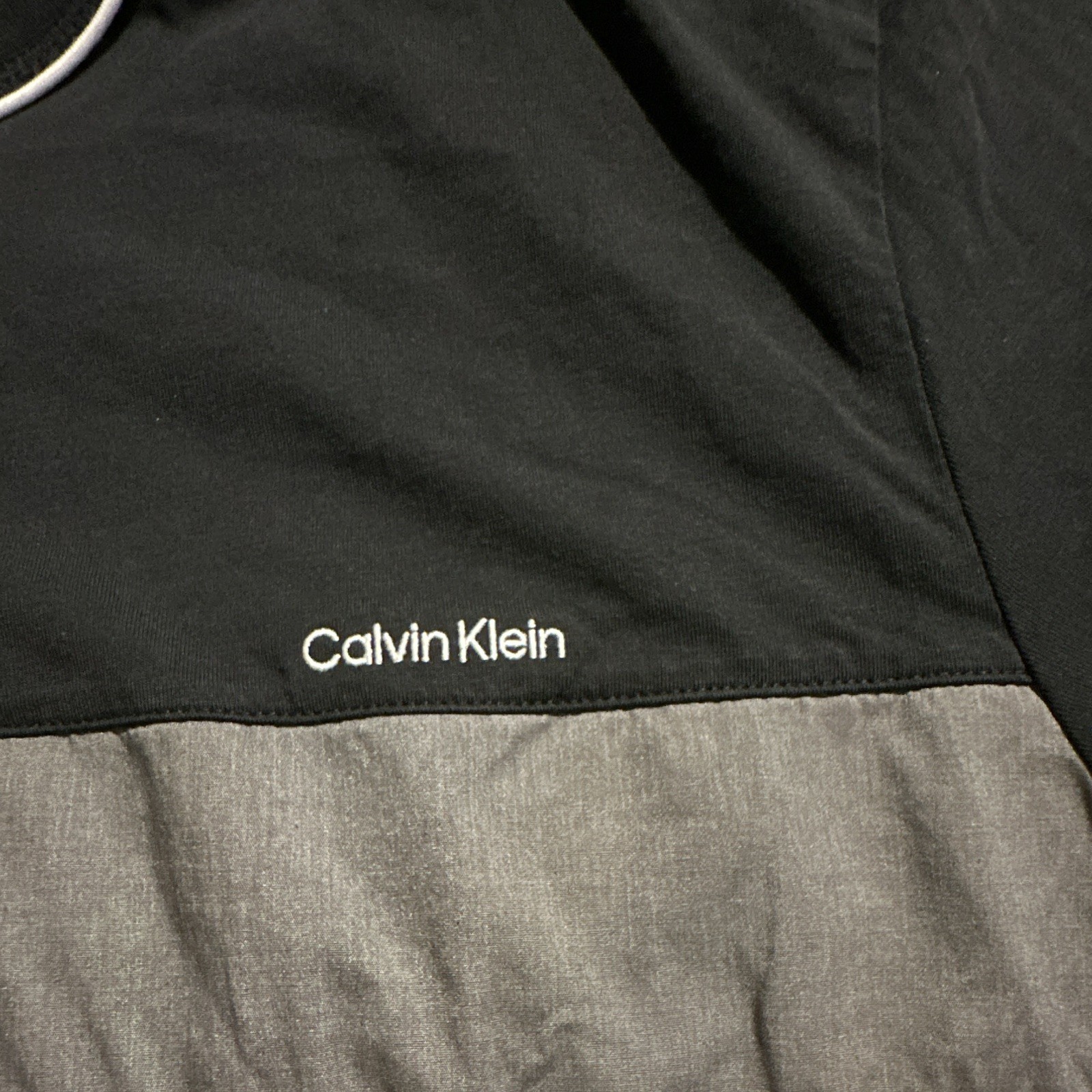 Calvin Klein Men’s Colorblock Crew Neck Logo T-Shirt Short Sleeve XXL Black/Gray