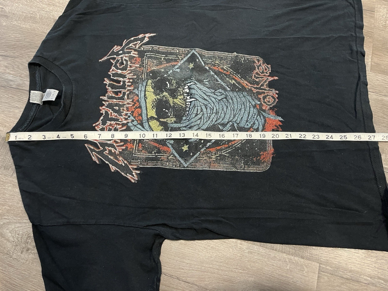 Metallica One Shirt. Preowned Size Large. Good Condition.
