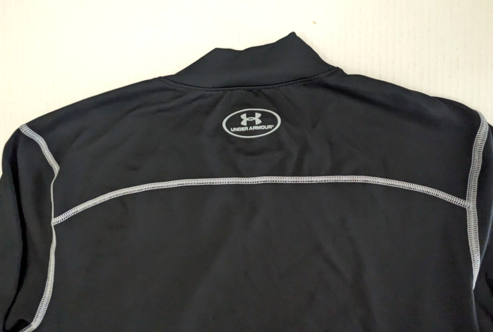 Under Armour Coldgear Black Long Sleeves Compression Shirt Size M Brand New