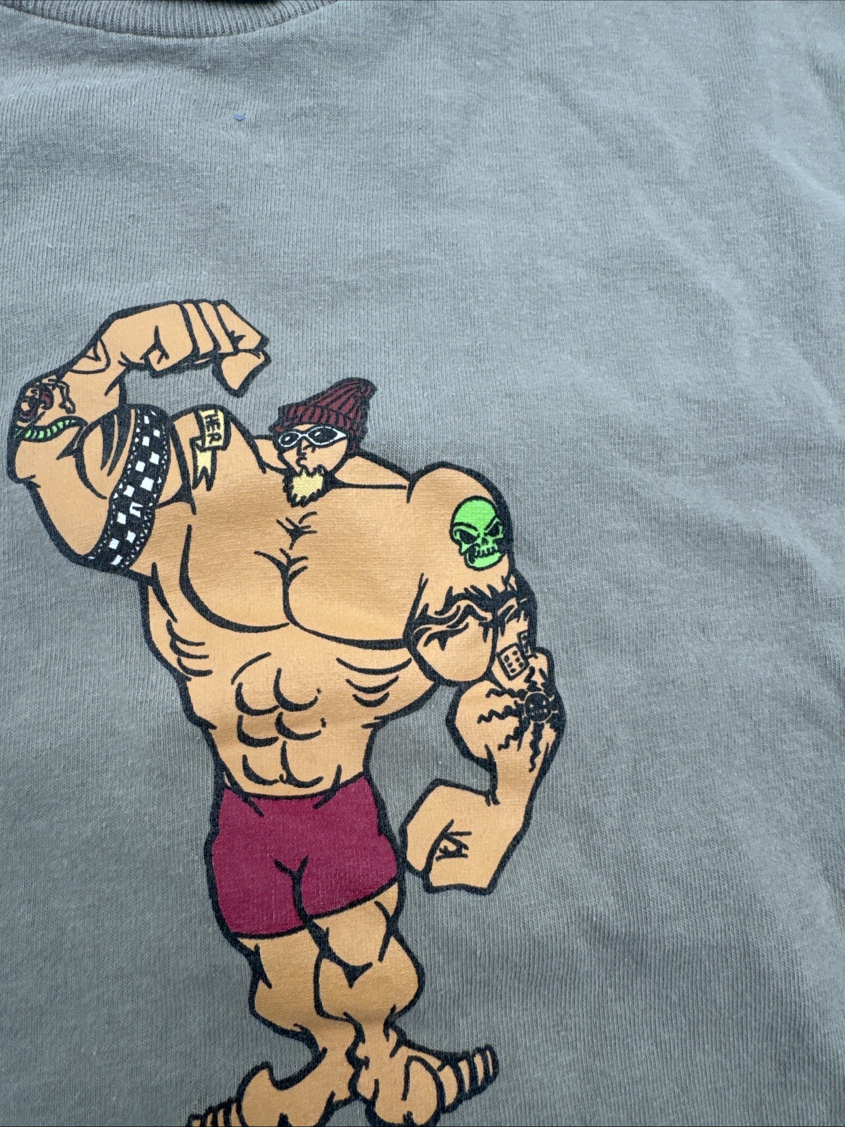 Distressed Vintage Y2K To The Edge Skinny Muscle Man Green Shirt Medium