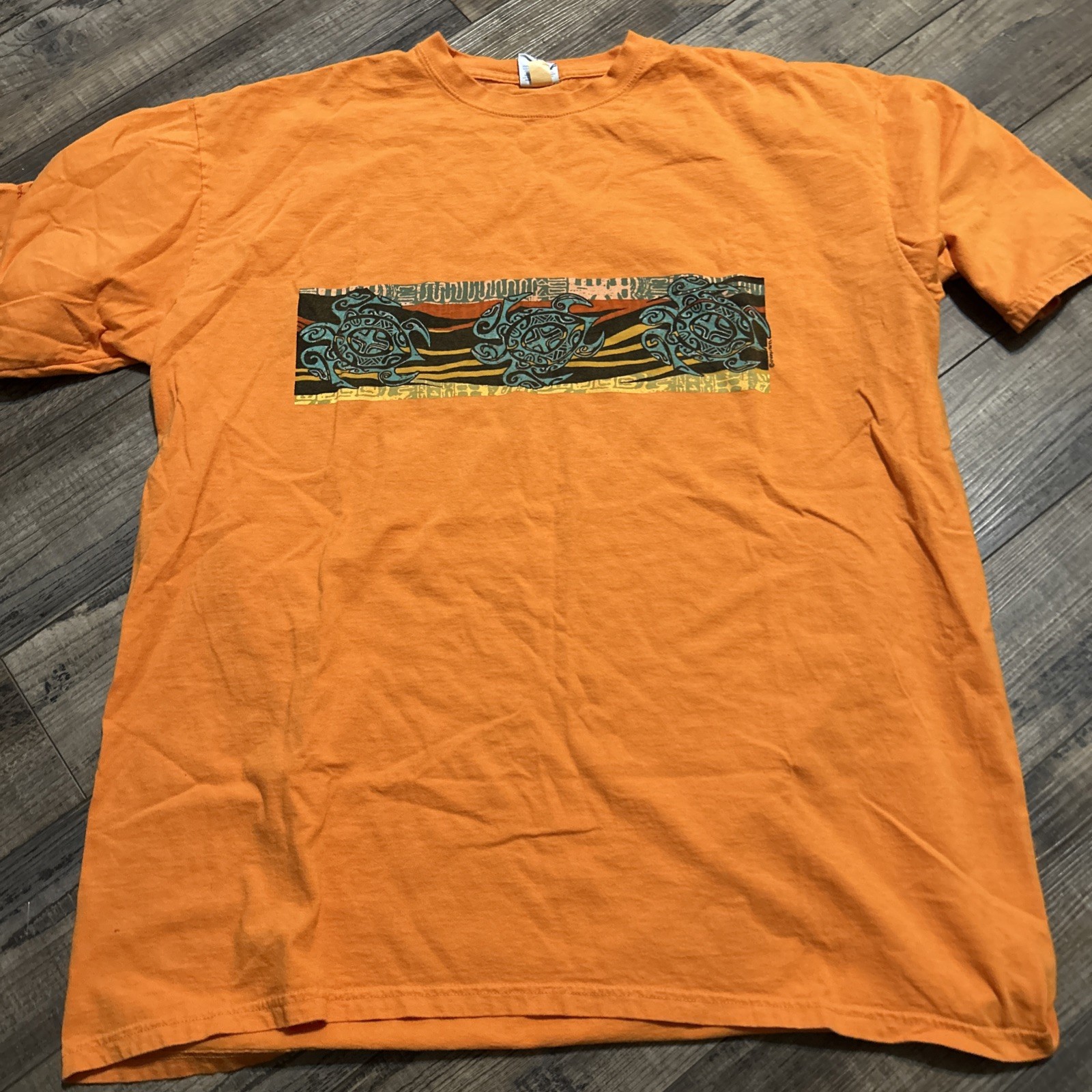 Crazy Shirt T Shirt Men’s XXL Apricot Dyed Short Sleeve Hawaiian Surfer Beach