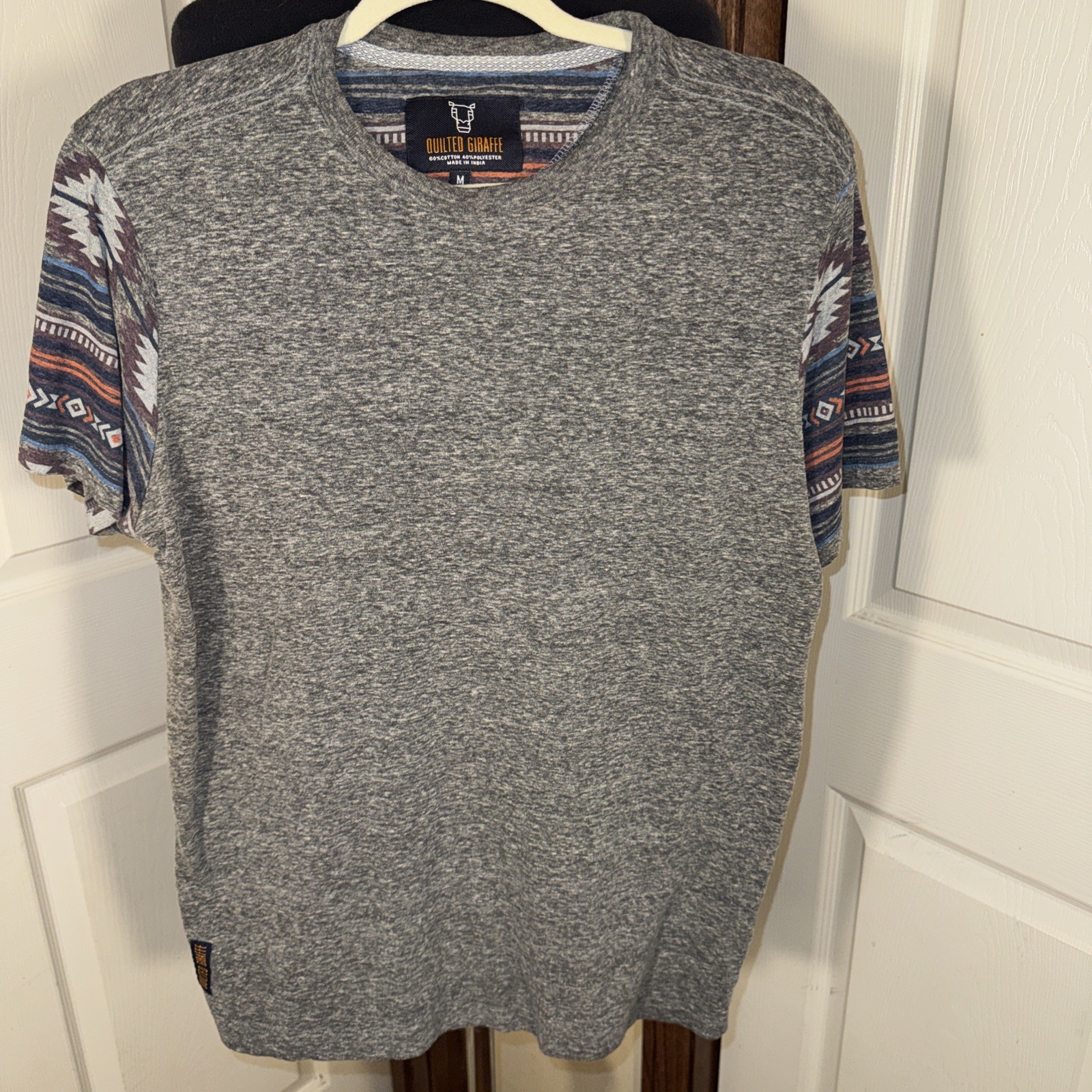 Quilted Giraffe Men’s T Shirt Gray Medium Cotton Blend Made In India