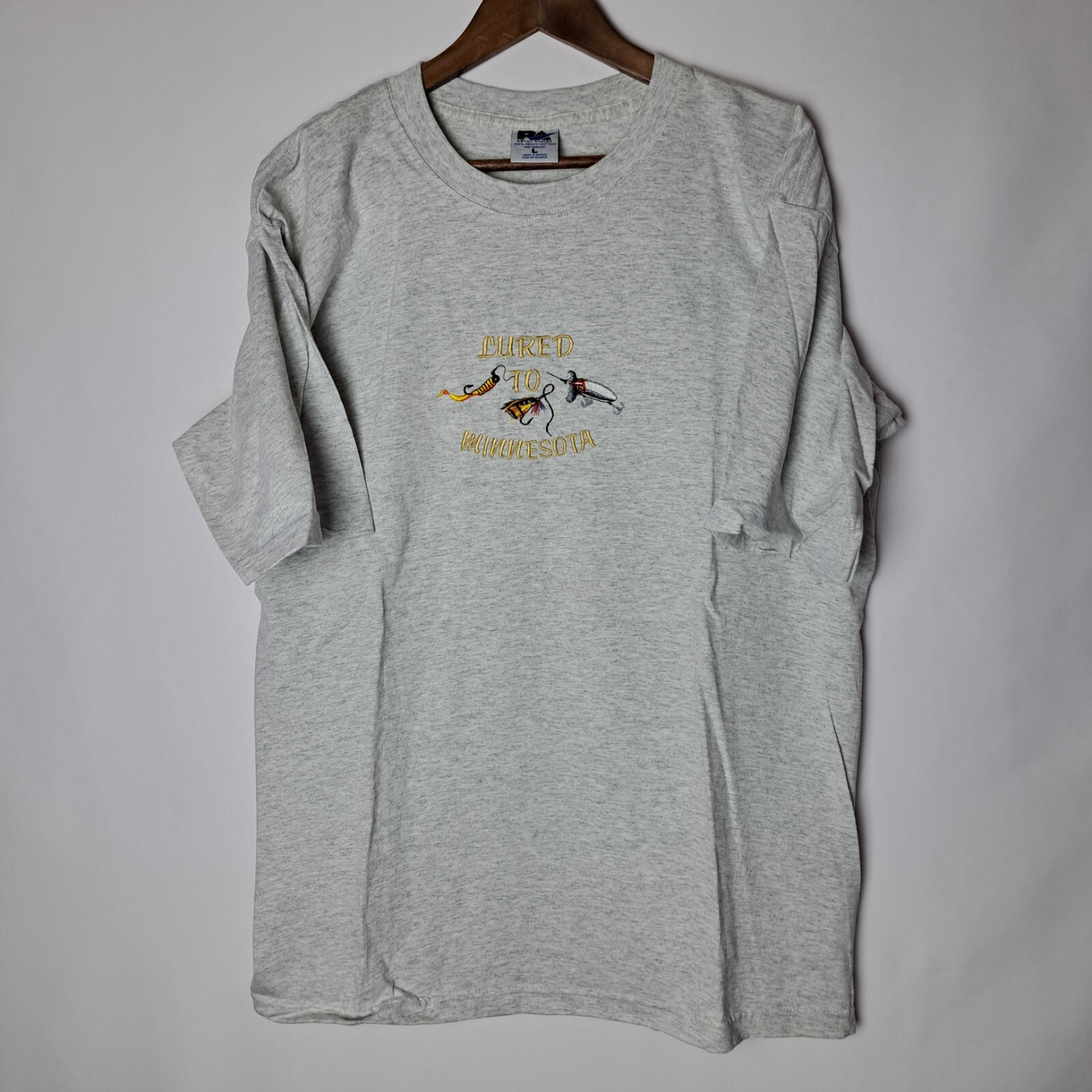 Vintage “LURED TO MINNESOTA” T-Shirt Mens Large Gray Royal Avalon SS Embroidered