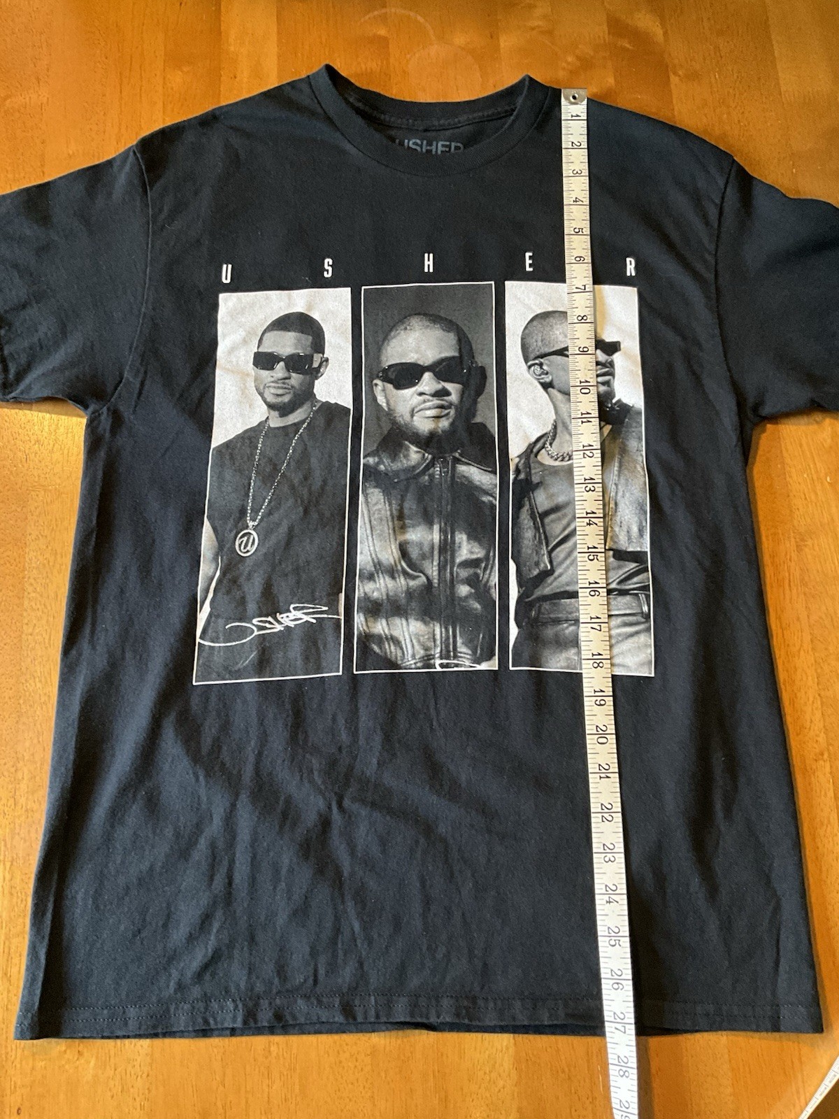 Usher Past Present Future Tour Concert T-Shirt 2024 Houston Tx Toyota Center SzM